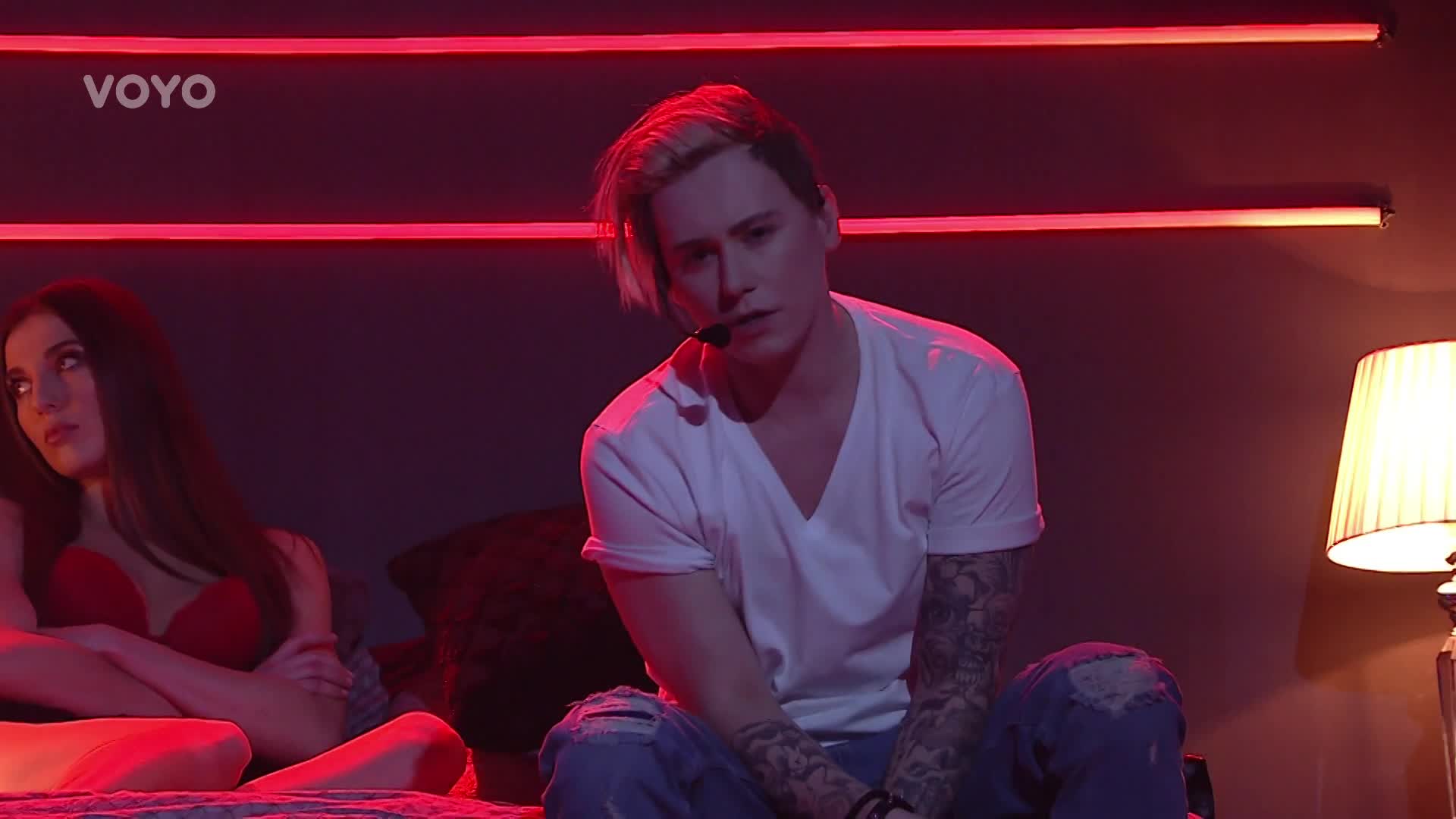 Vojtěch Drahokoupil jako Justin Bieber : What Do You Mean?