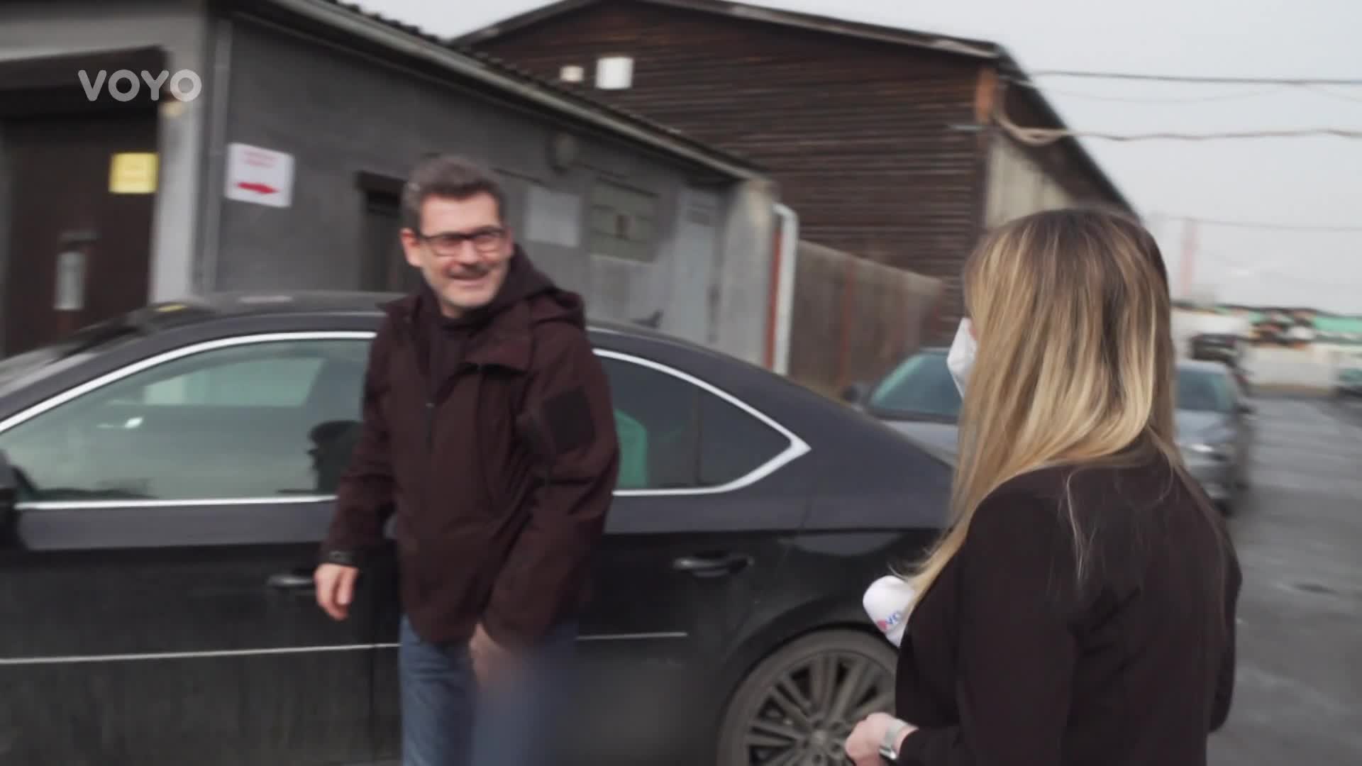 Zmatený Radim Fiala v ateliérech Ordinace: Kam se poděli všichni herci?