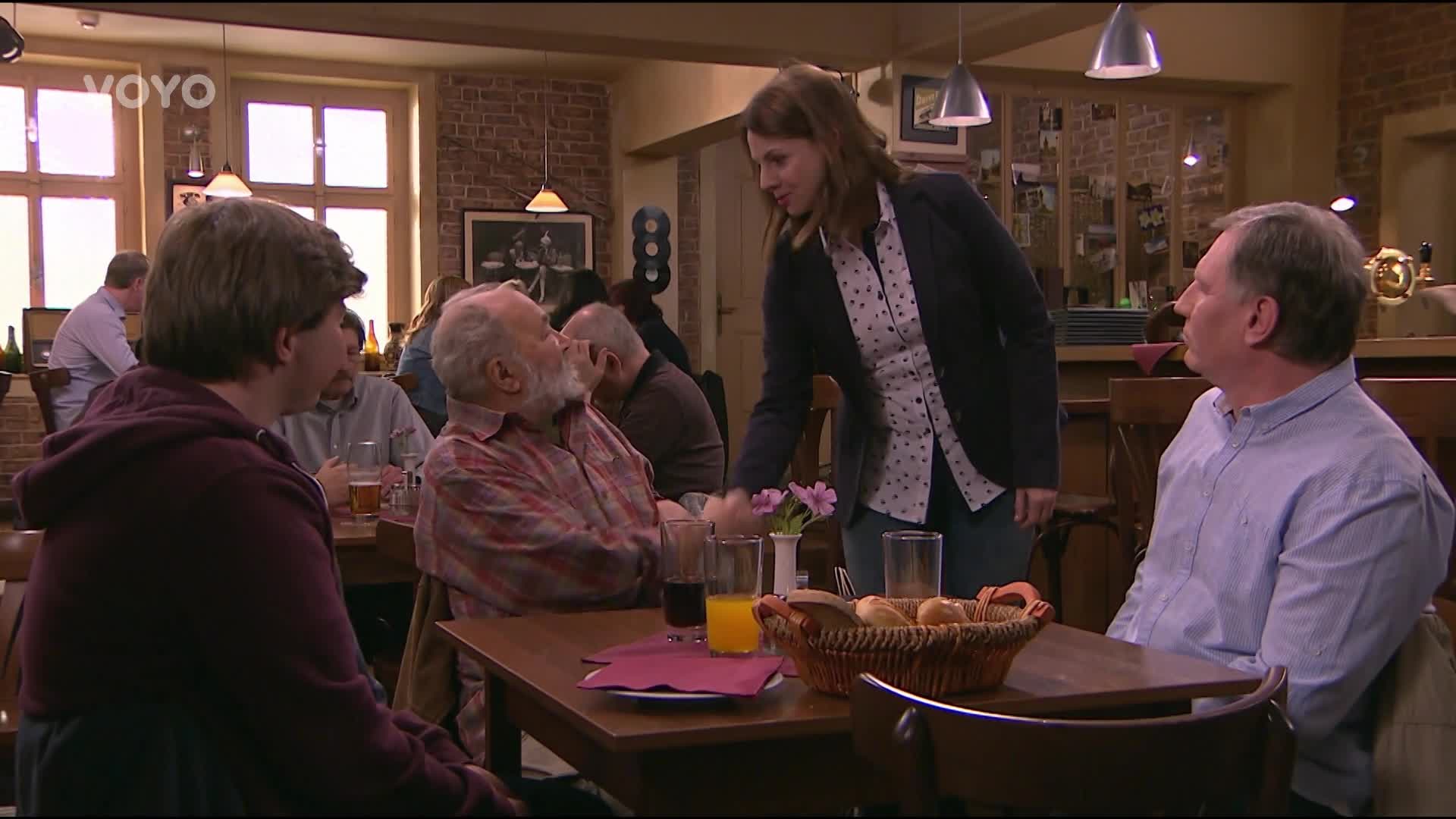 První den Martiny Randové v Ulici: Hned si zahrála s velkou hvězdou!