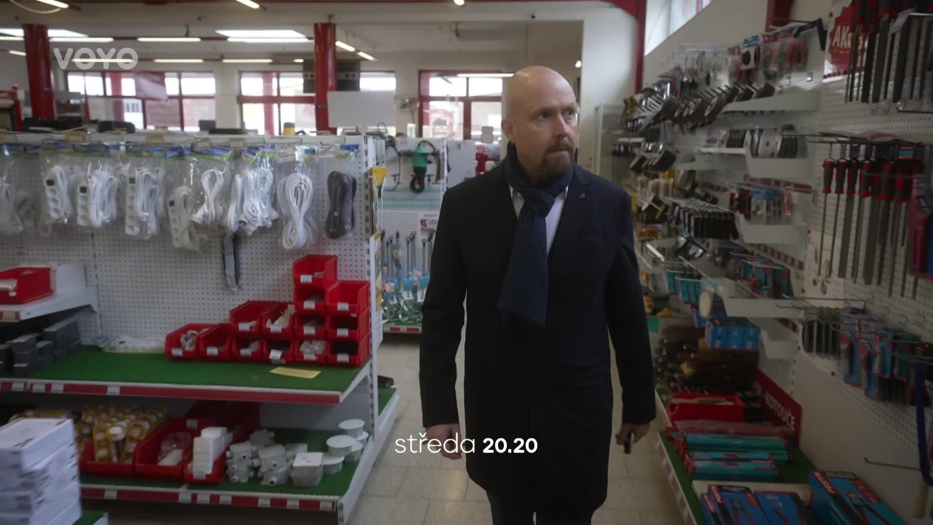 Kutilové zpozorněte! Šéf stavebnin si v utajení proklepne své zaměstnance