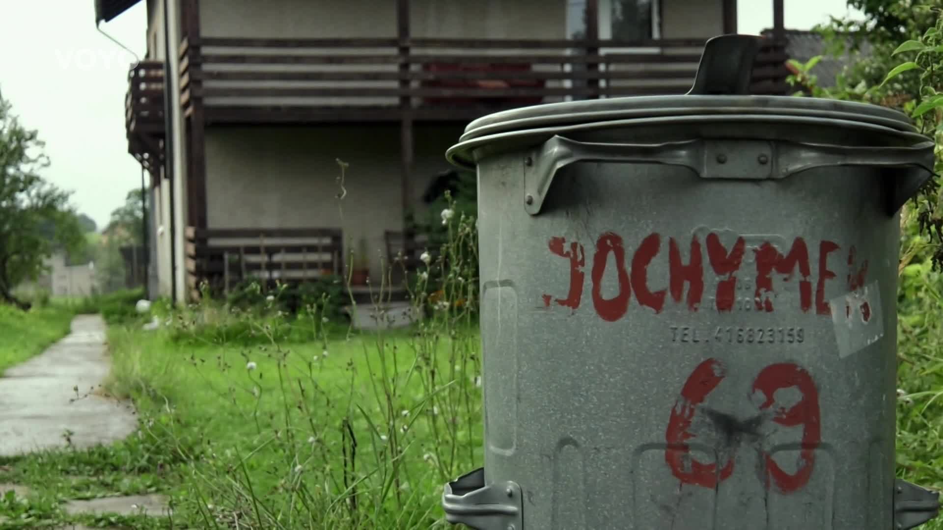 Když rodiče vypoví službu: Bez babičky by 16letá Ráchel skončila v děcáku!