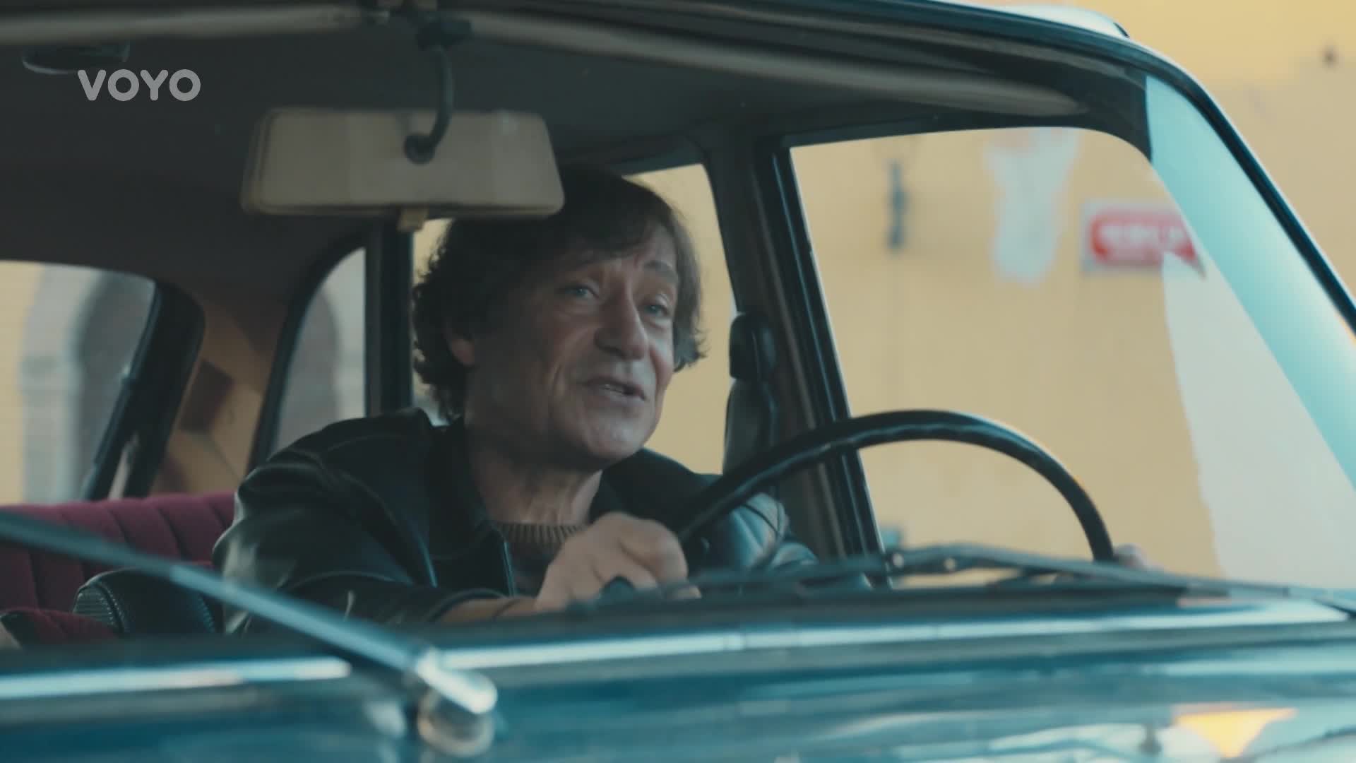 Sex, večírky a Pražské orgie: Kontroverzní film s nahými herečkami!