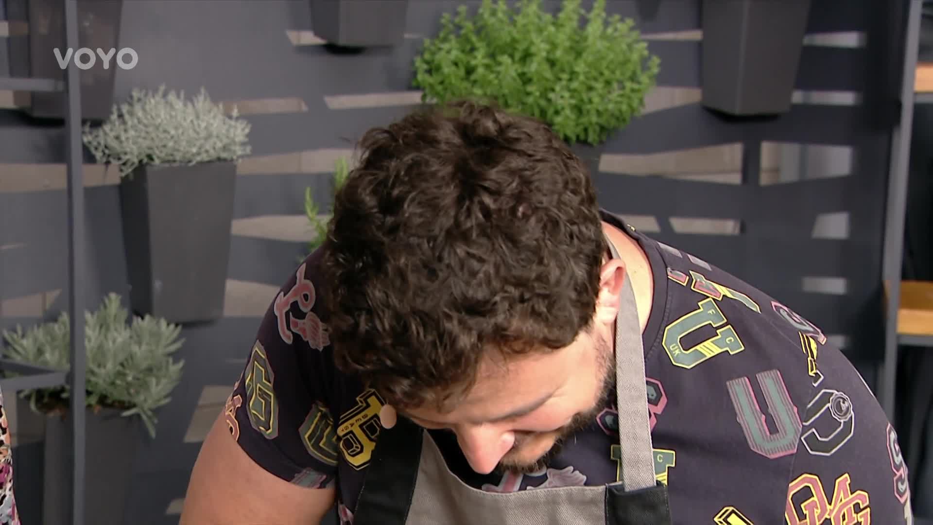 Jak na vanilkový krém z mascarpone? I z mála surovin dokáže Roman dělat divy!