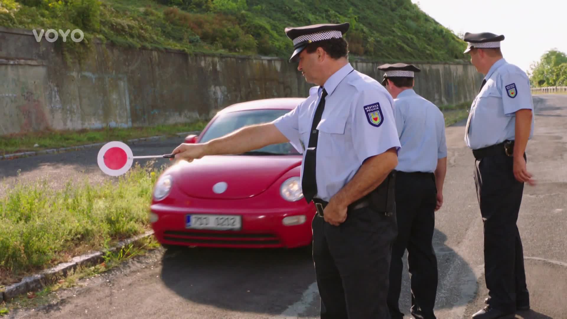 Policejní kontrola se zvrtla: Řidička odhalila víc, než musela