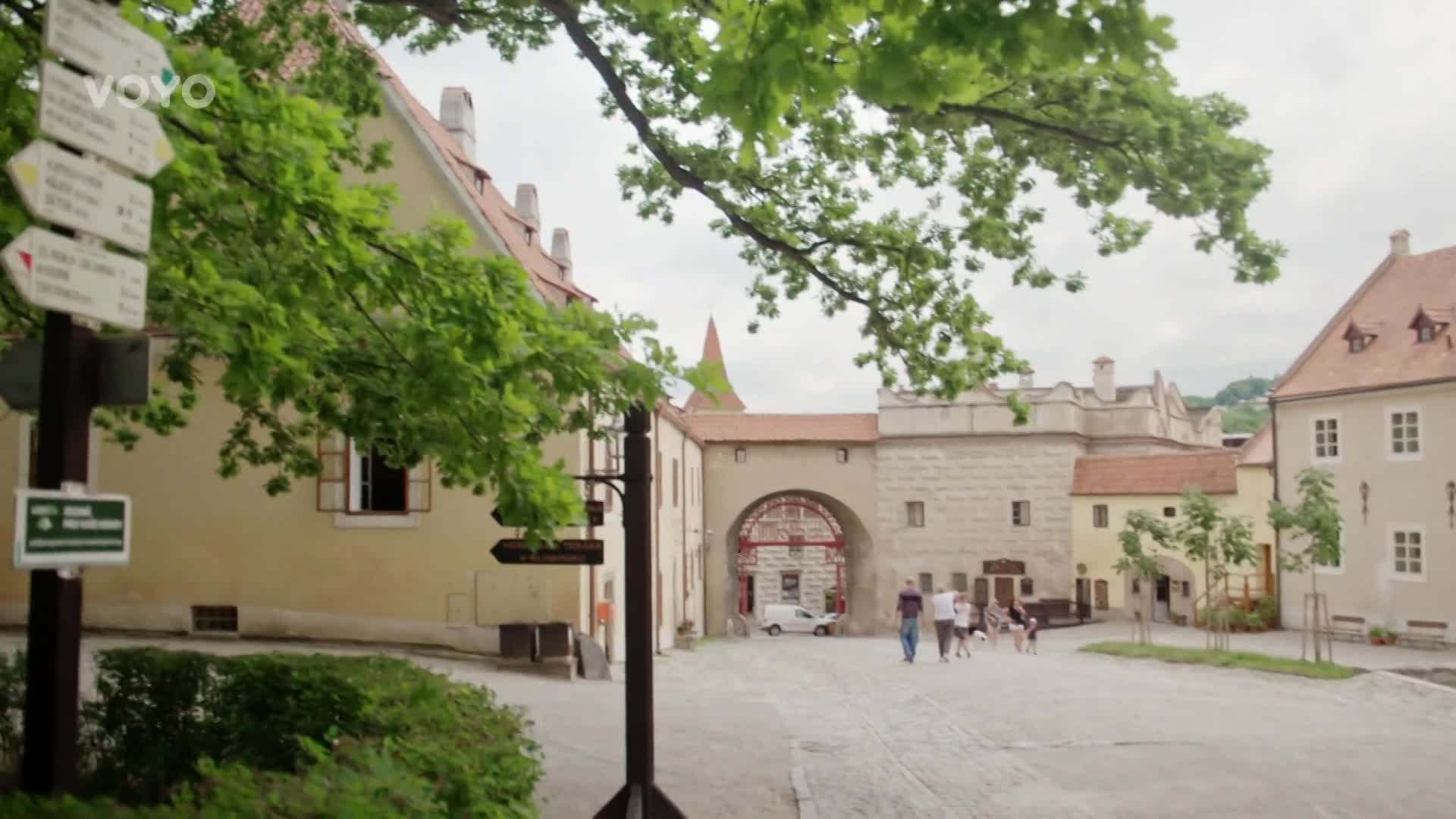 Vyrazte unikátní lanovkou na Kleť! Nahoře vás čeká překvapení