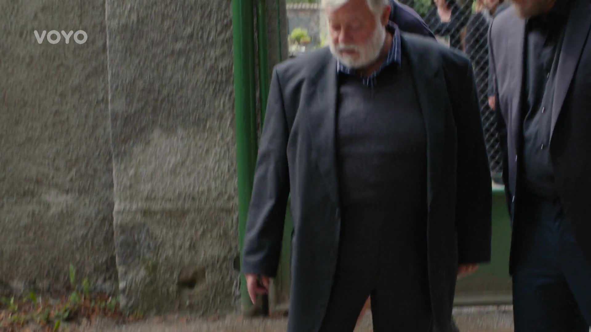 Hon na olejáka: Kdo a proč znečišťuje vesnici?