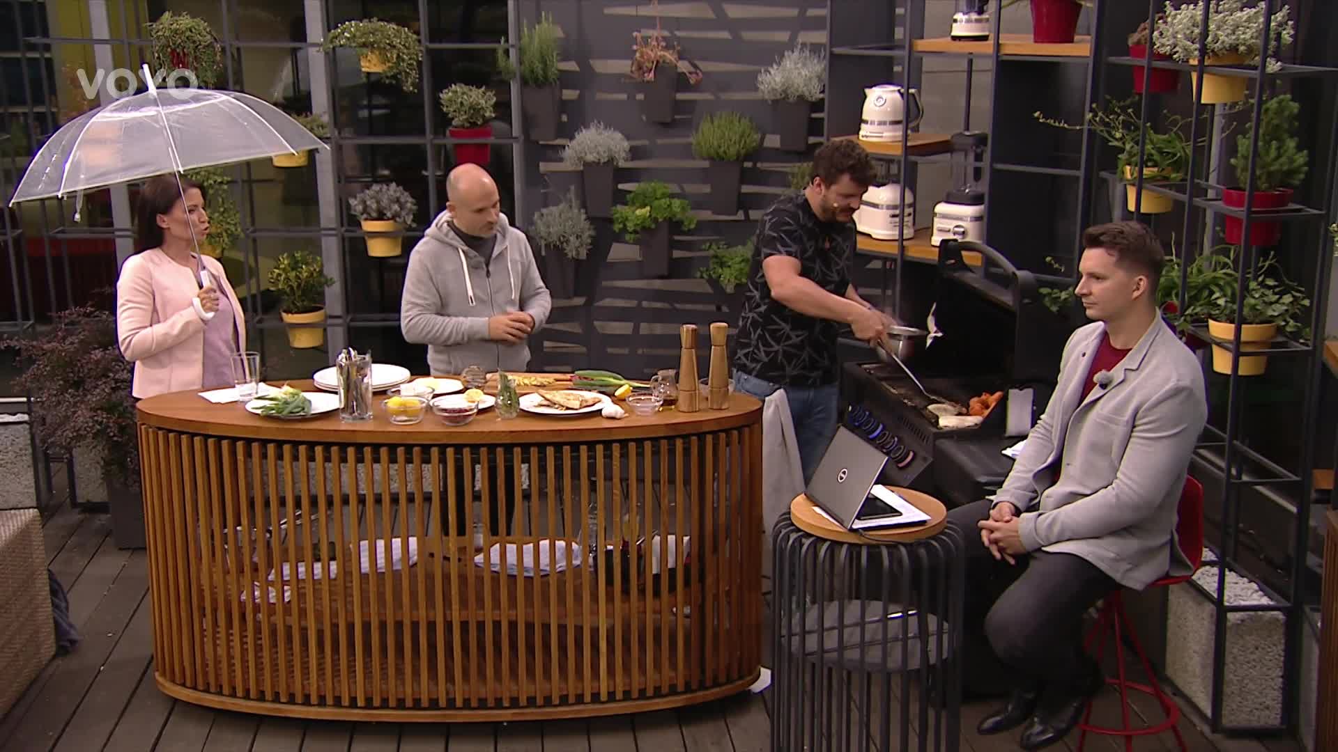 Vaříme s Romanem: Jak na candáta se šťouchanými batáty a hnědým máslem?