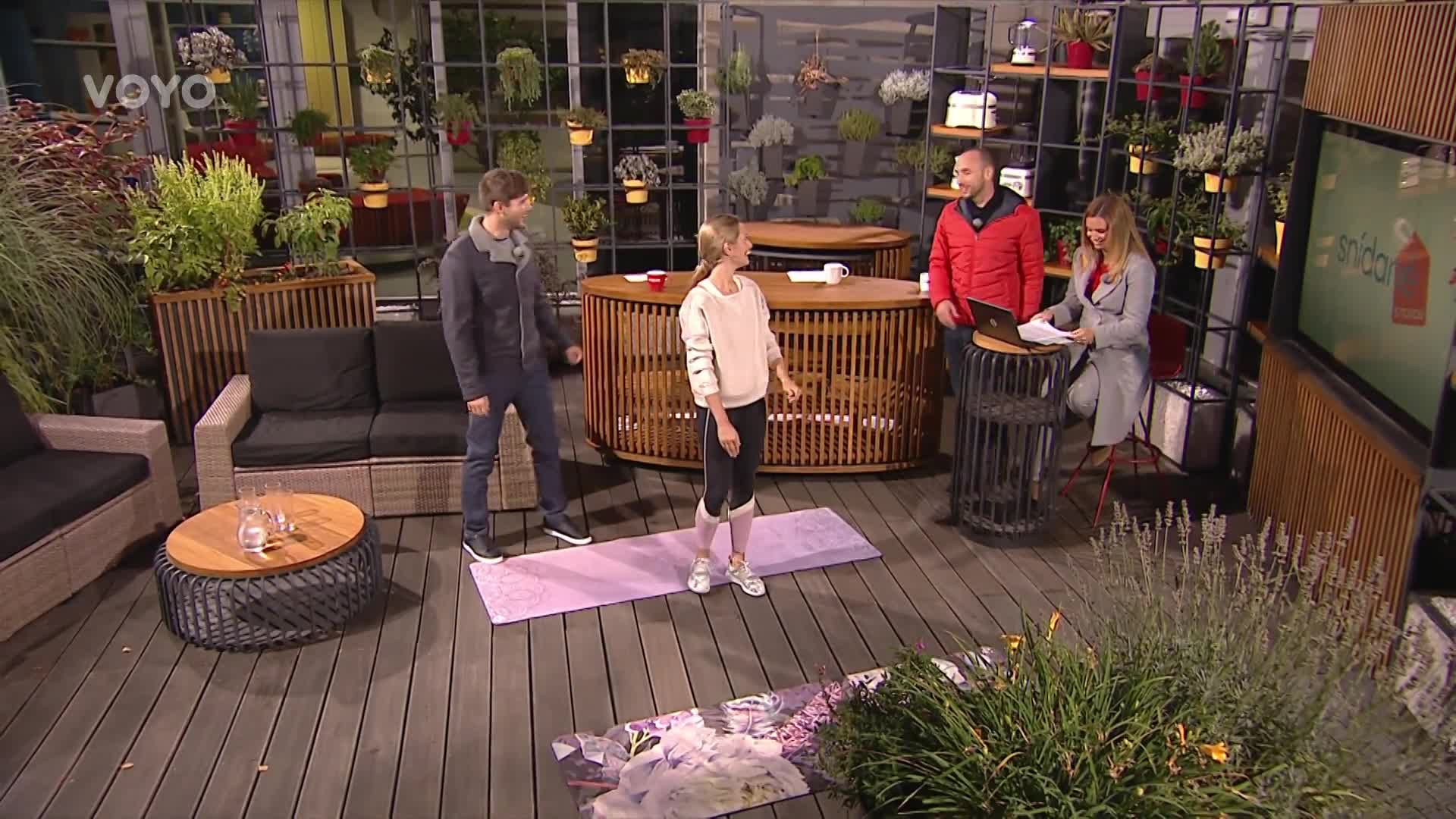 Jak správně začít den? Ranním protažením se Snídaní!