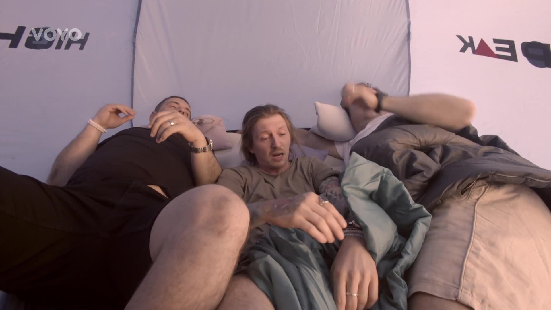 Přemek v obklopení koz! Podaří se mu dostat to, co chce?