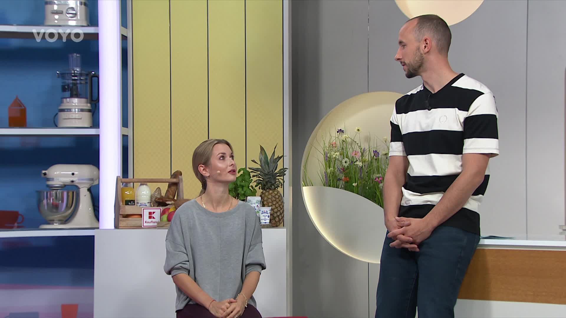 Cvičení se Snídaní: Jak po ránu uvolnit krční páteř?
