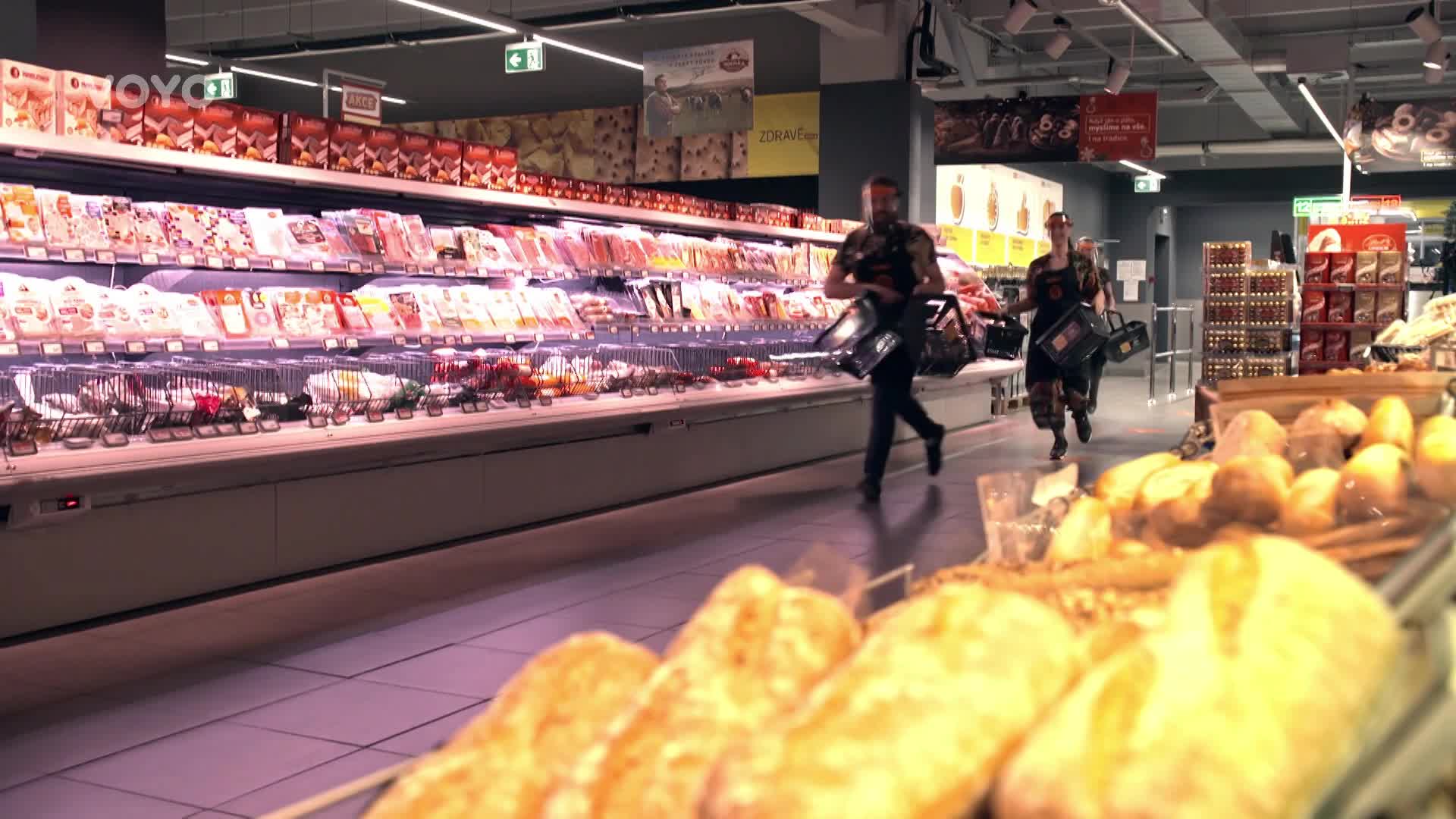 Givi: Paolo má obrovský burger a nevím, jak bych ho strčil do pusy!