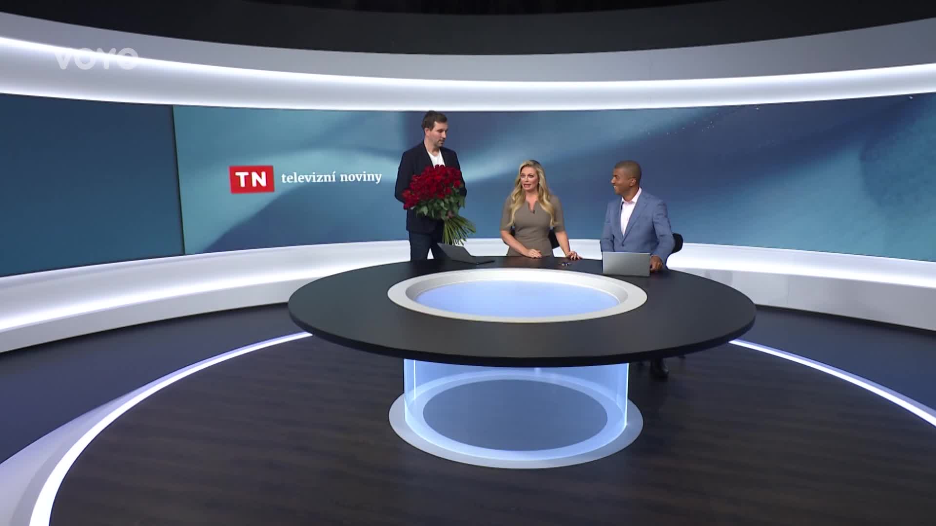 Ondřej Sokol se omluvil Lucii Borhyové ve vysílání