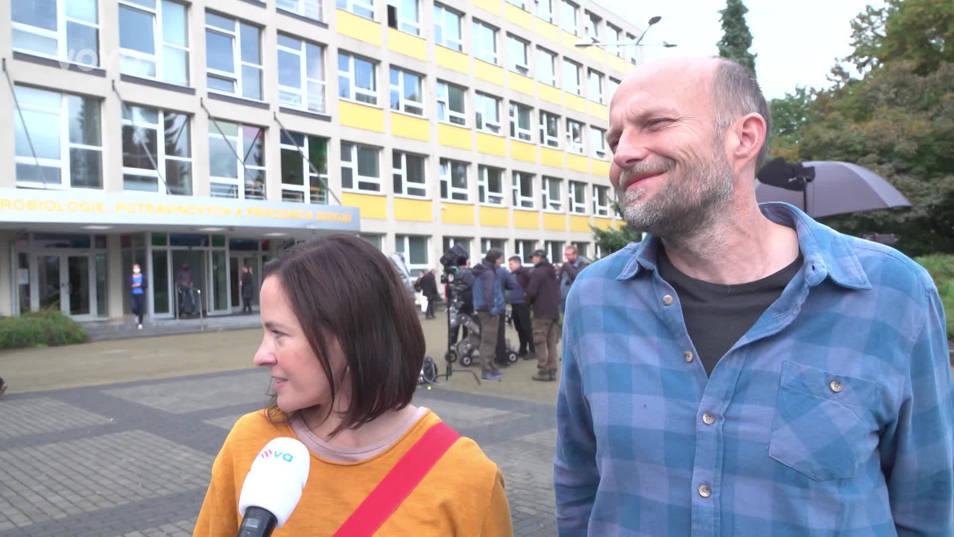 Rodiče zjistí, že je Lenka těhotná. Jak by na situaci reagovali herci v reálu?