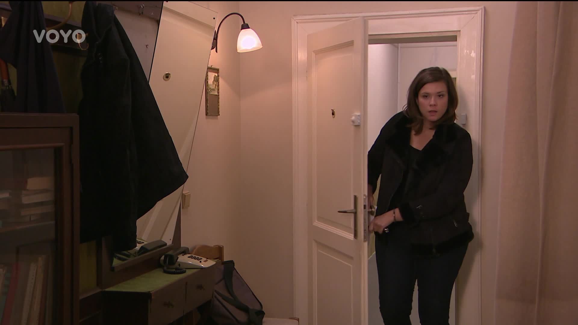 Béda je zase v kondici. Po sexu s Aničkou se vrhne i na Alici!