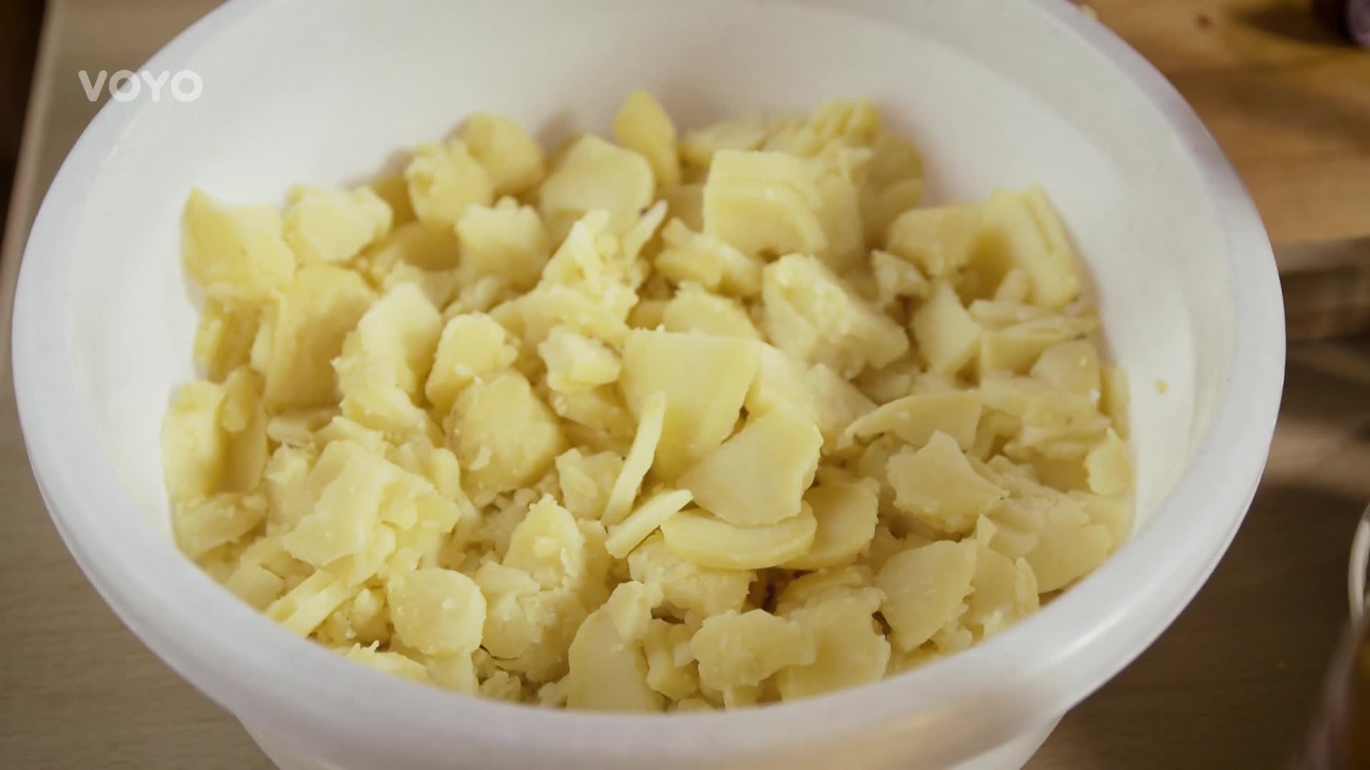 Existuje recept na nejlepší bramborový salát? Vyzkoušejte ten od Kuby!