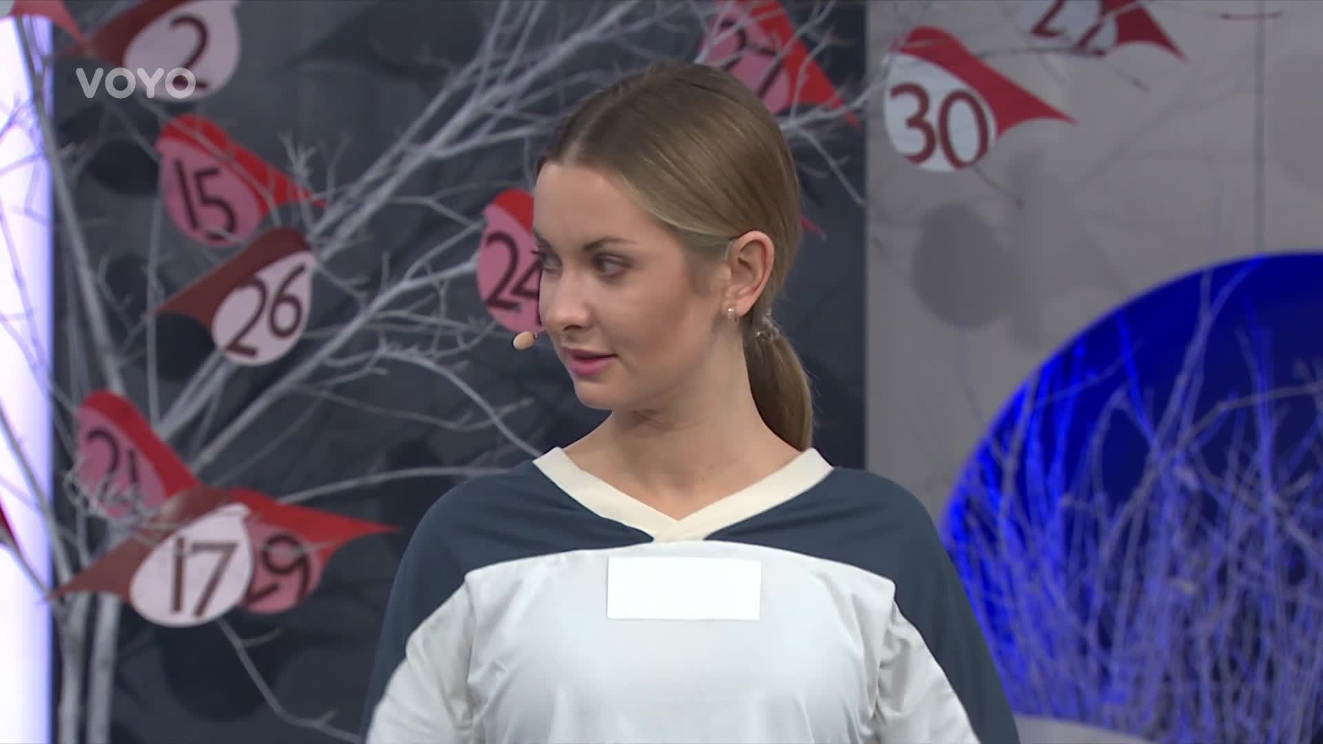 Cvičení se Snídaní: Jak pořádně protáhnout a posílit nohy?