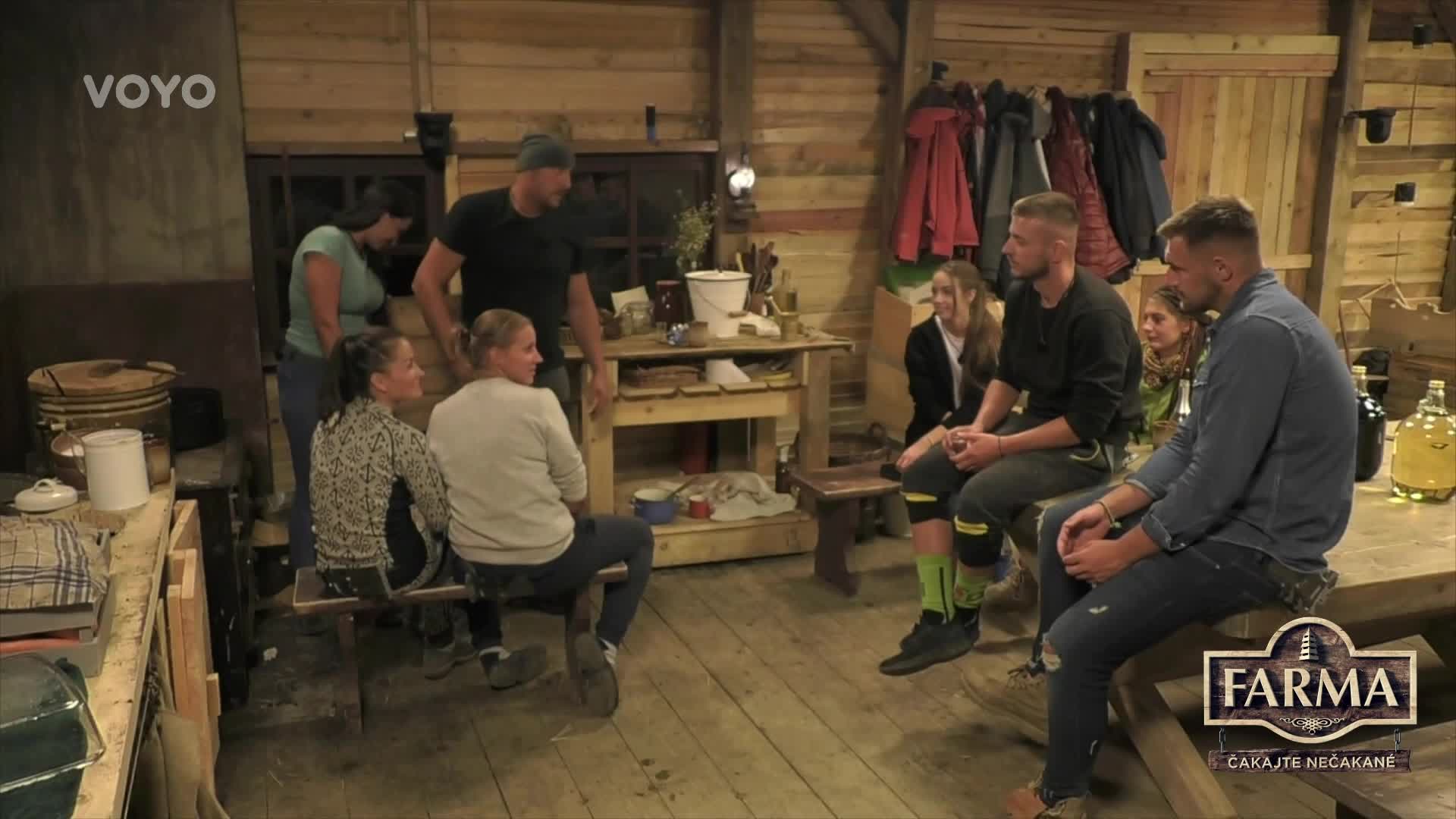 Miška se farmářkám předvedla bez kalhot! Copak má mezi nohama?