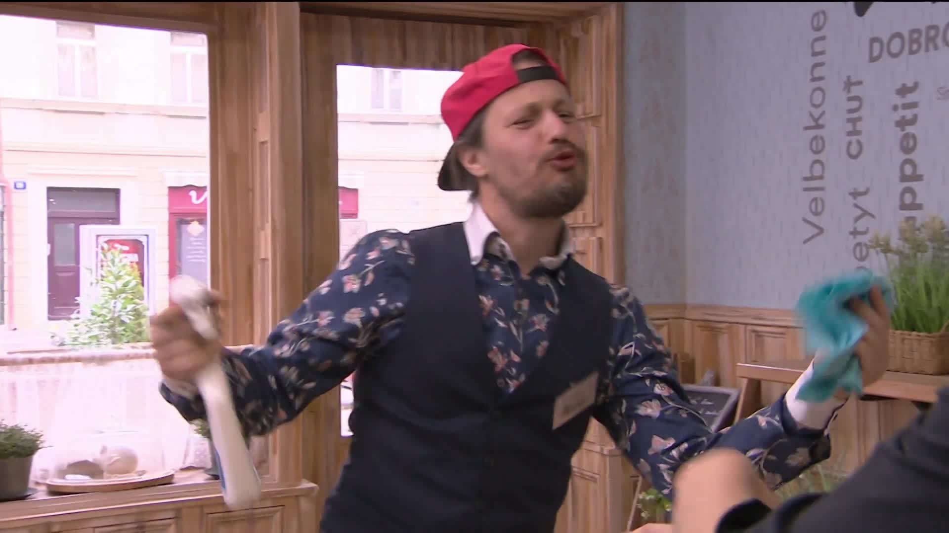 Sára s Máriem si doslova notují. Může to zůstat čistě přátelské?