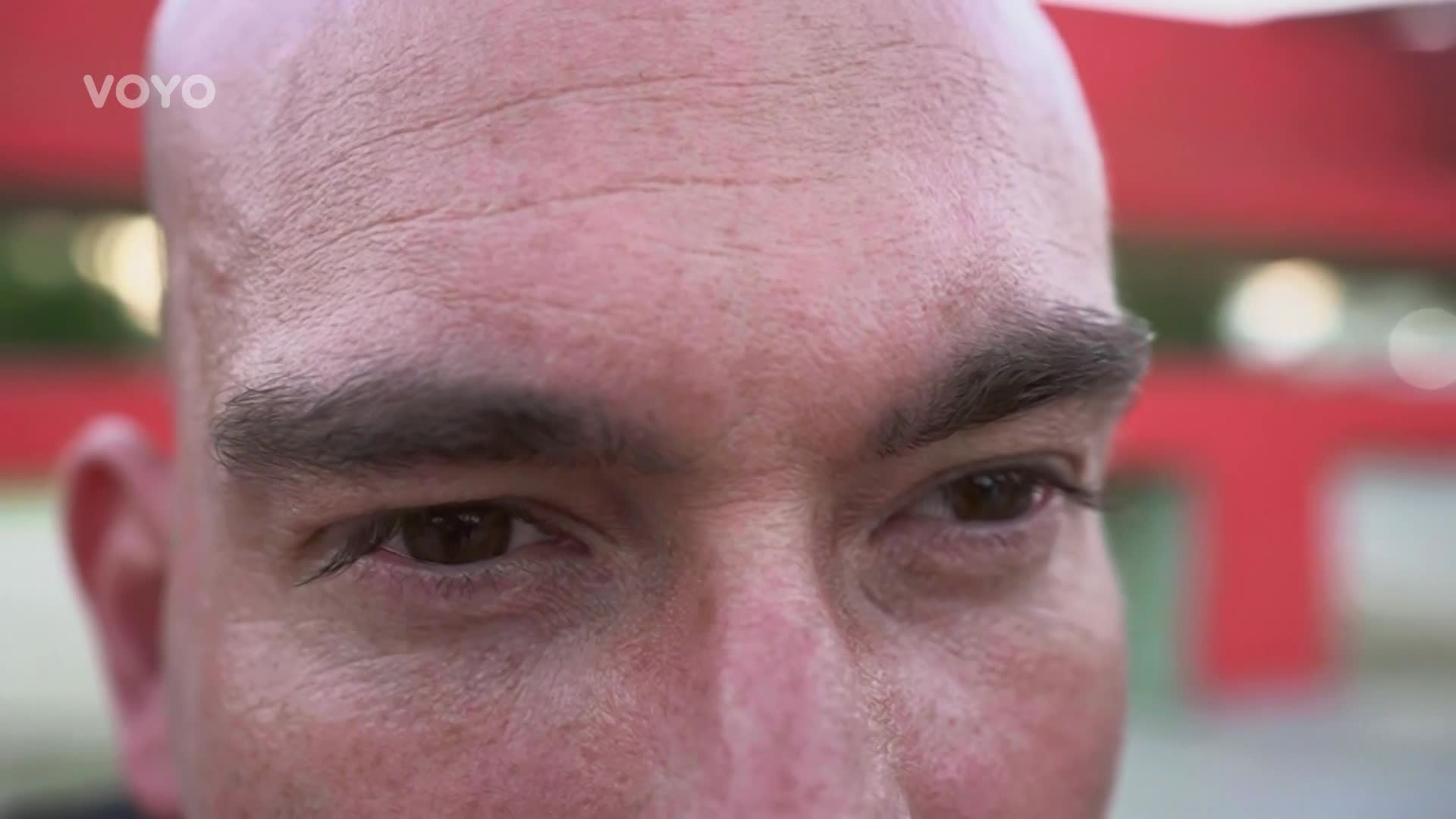 Pomůžou mu svaly k vítězství? Fitness trenér Braňo se před ničím nezastaví!
