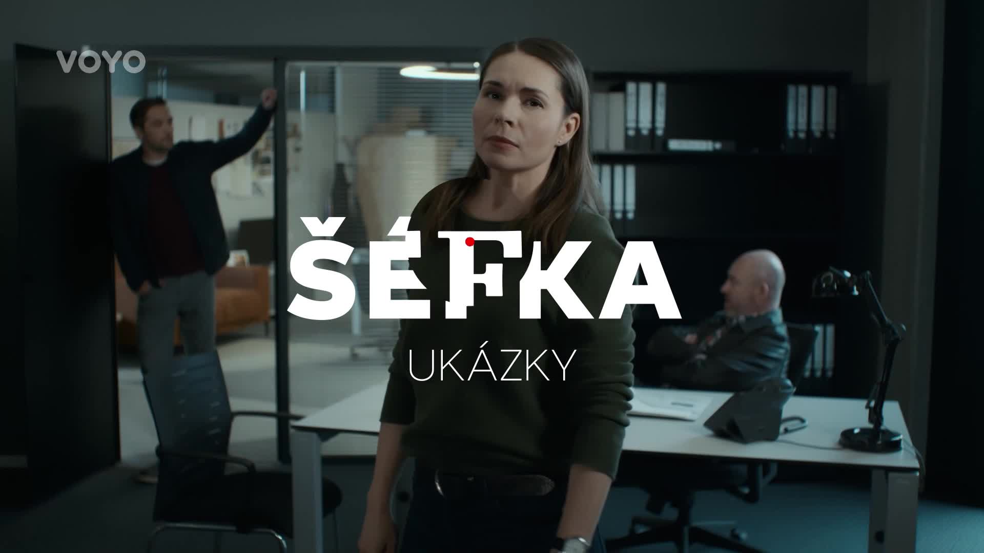 První ukázka ze seriálu Šéfka: Mladá dívka je nalezena mrtvá na chodníku!