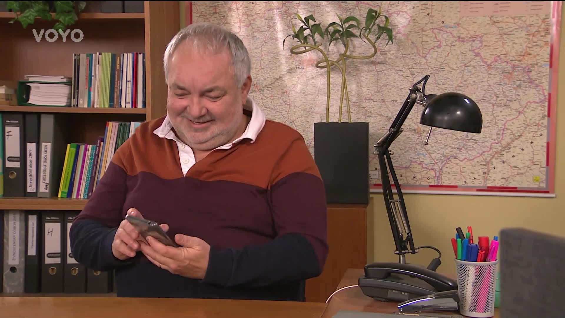 To není vůbec možné! Co se Hložánkovi nezdá?