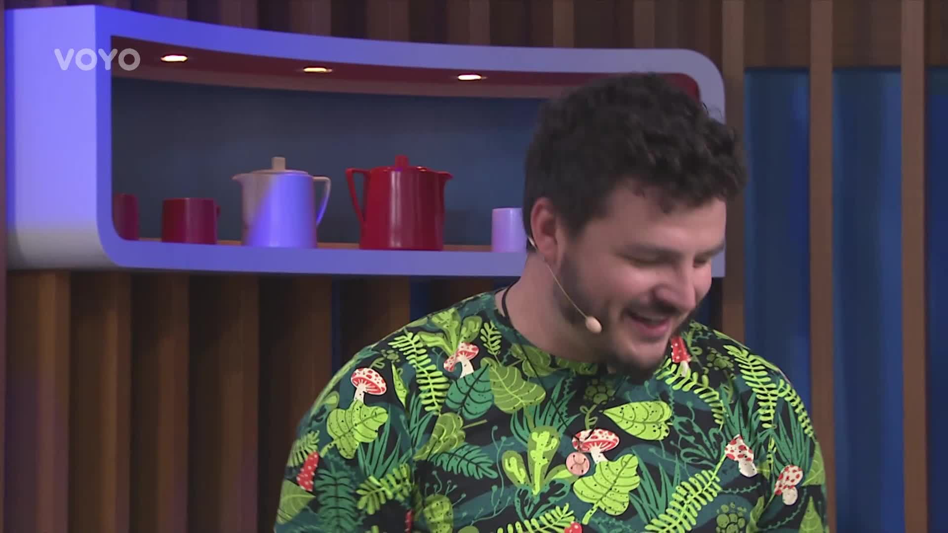 Vaříme s Romanem: Jak na smaženku s domácí hořčicí a nakládaným fenyklem?