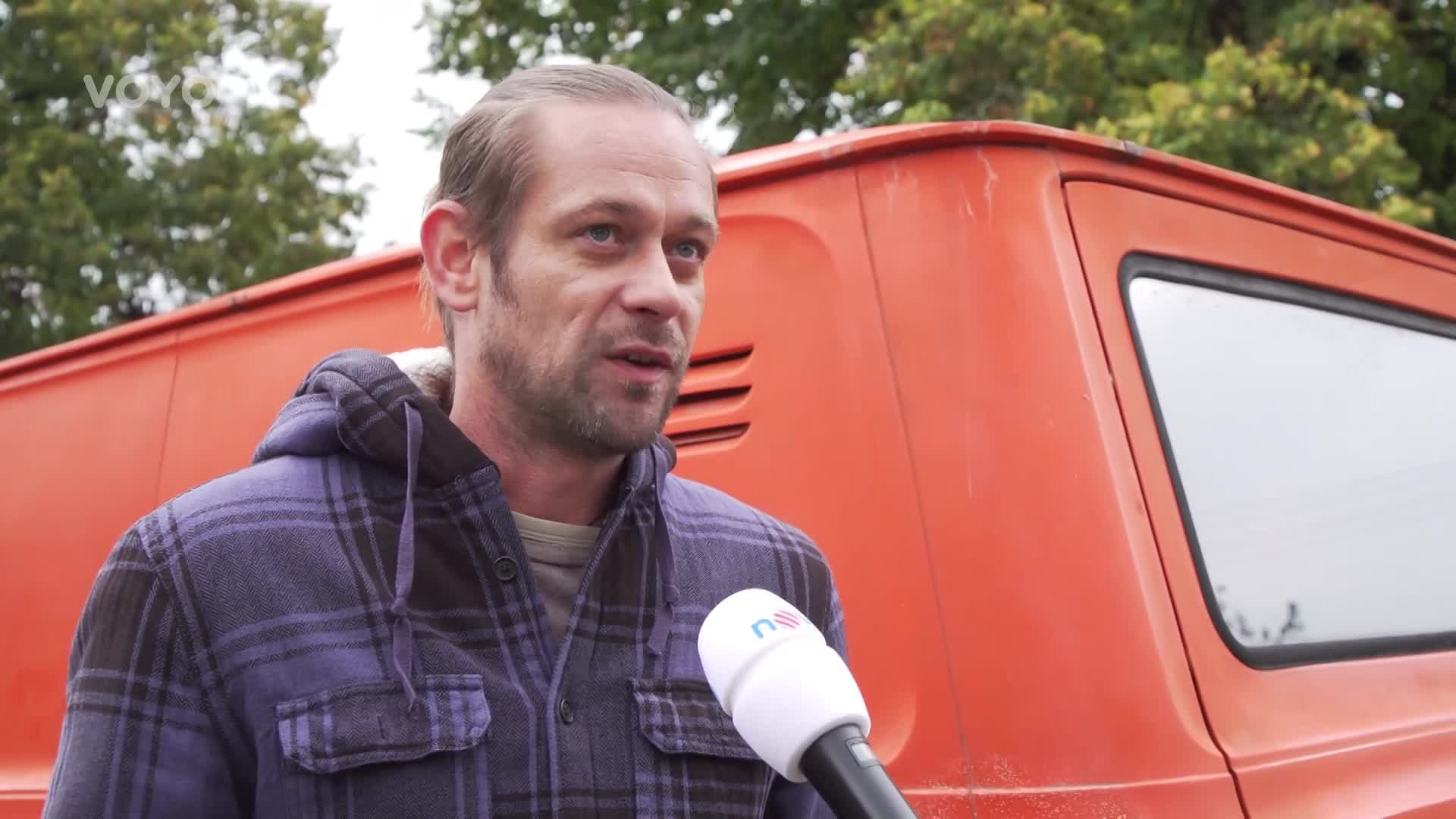 Říkám mu zamrzlý hipík! Co pojí Jana Plouhara s postavou Karla z Jitřní záře?