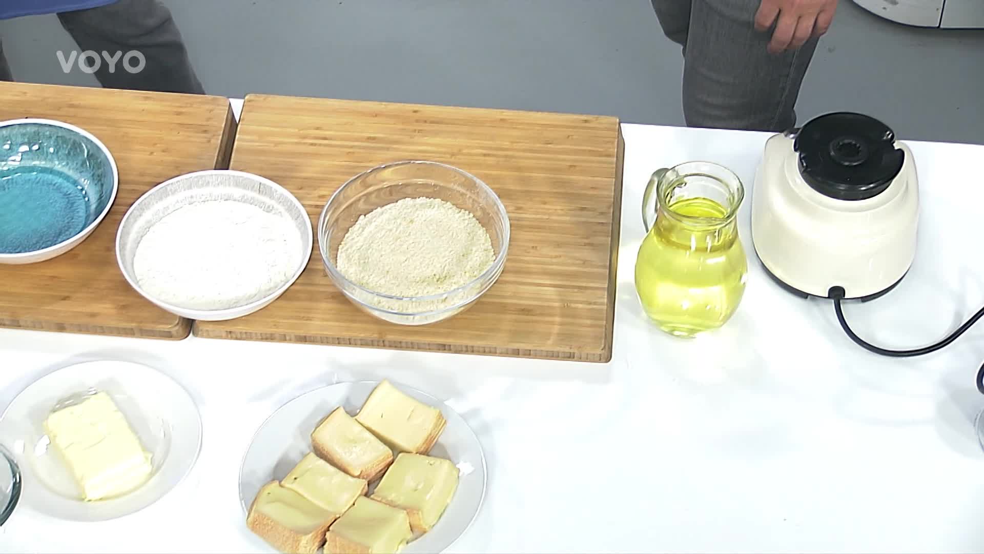 Vaříme s Romanem: Jak na smažený sýr raclette s domácí koprovou majonézou?