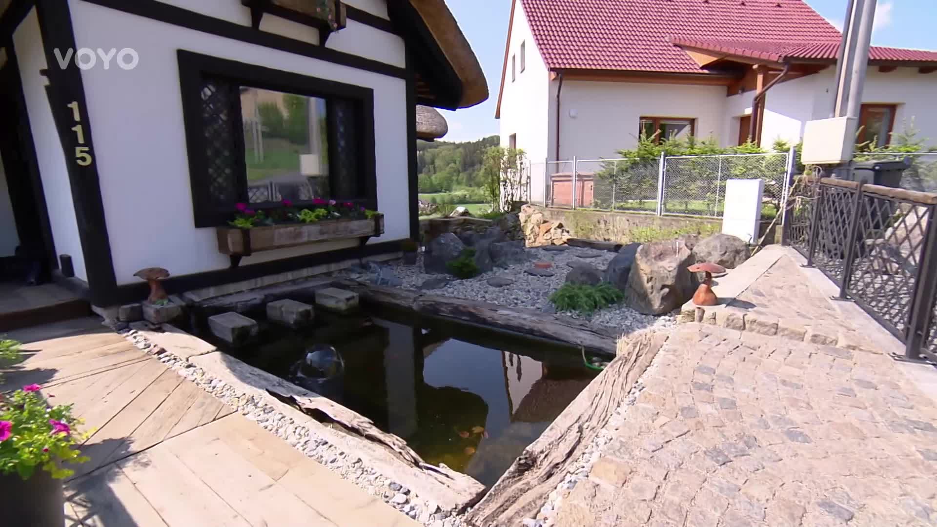 Originální nápad na úpravu zahrady: Jak levně vybudovat jezírko z pražců?