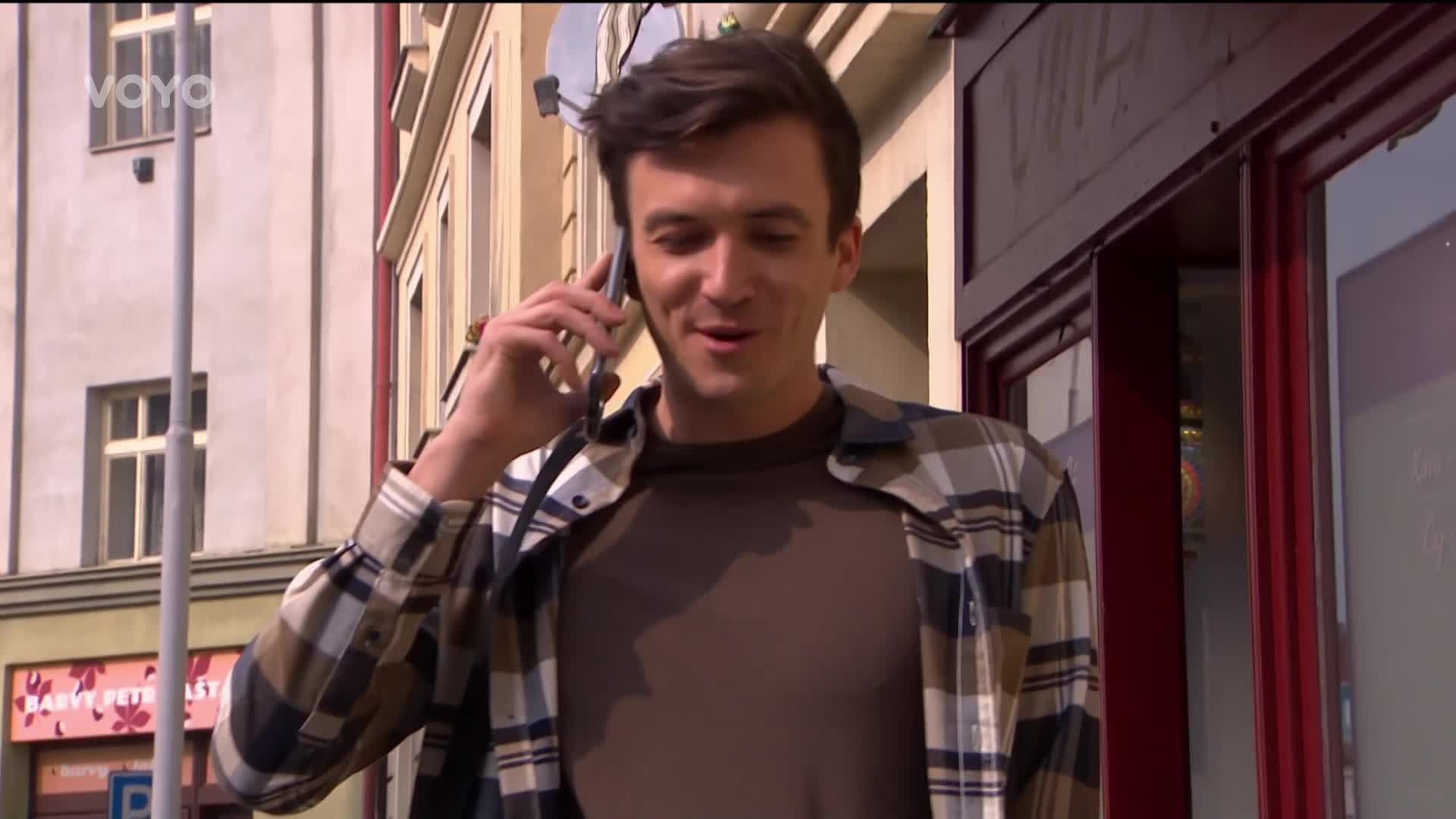 Návrat Mirka, romantický dárek i potíže v práci. Co přinese středeční díl?
