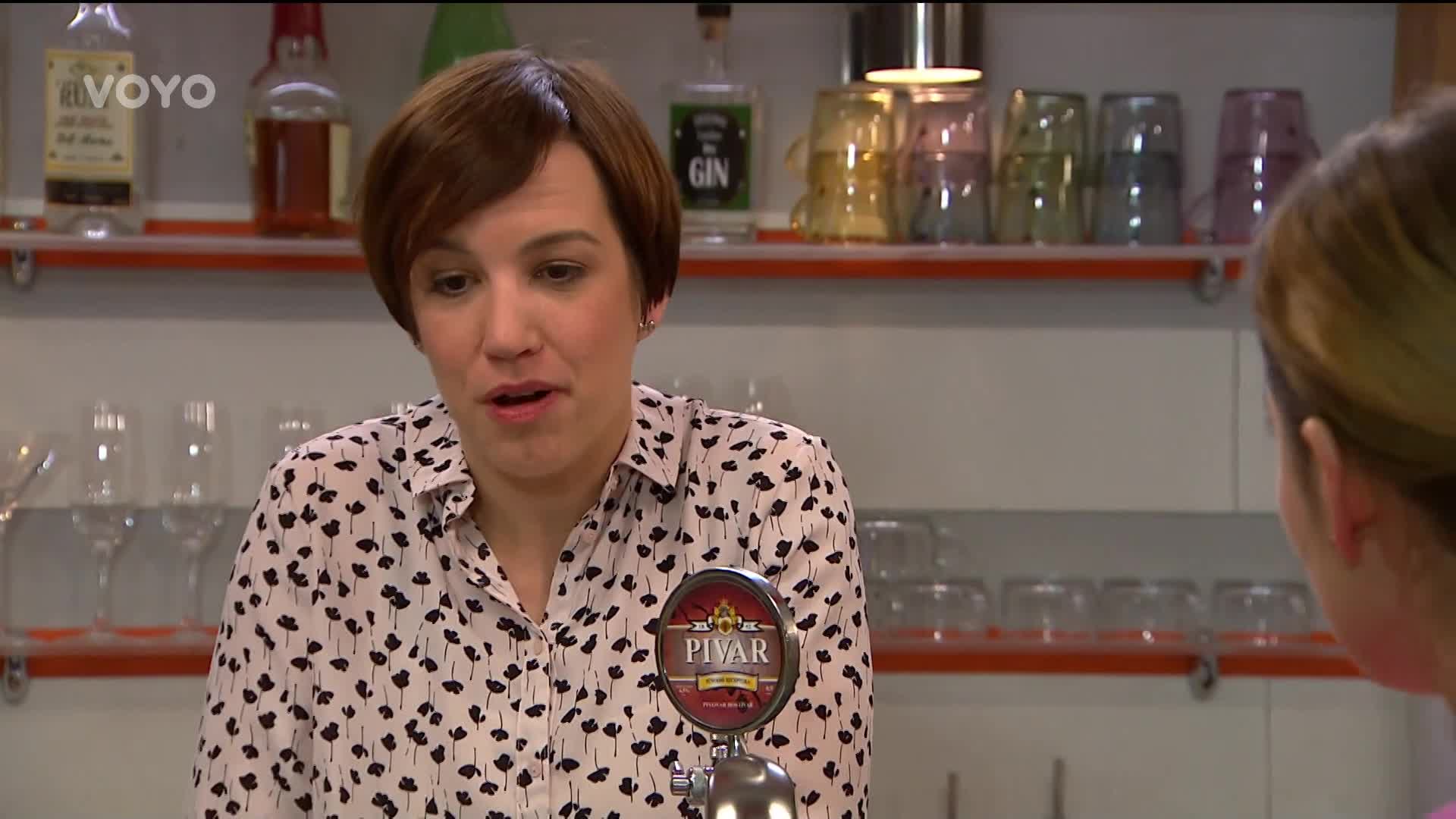 Dominika vytváří nátlak na Karlu! K čemu ji chce donutit?