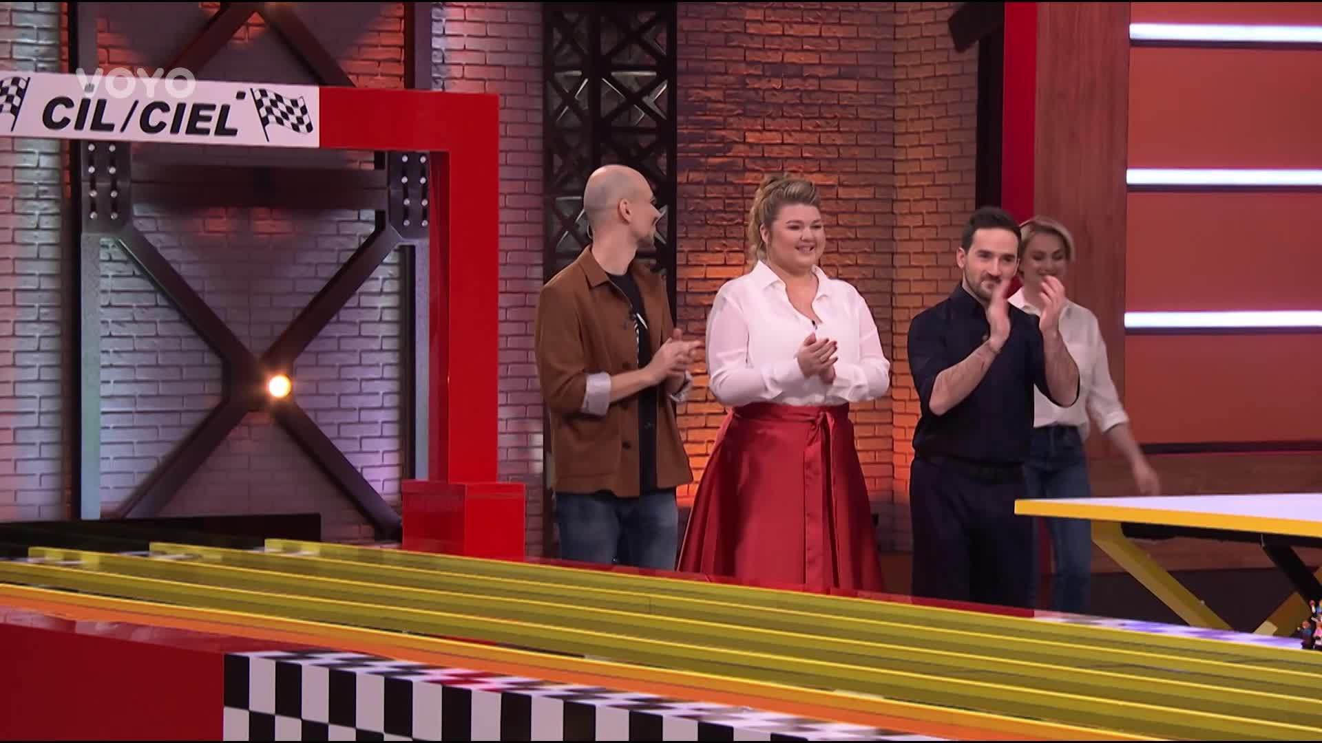 Dojde na krádež? Naomi nabádá Moniku Hilmerovou k nekalostem!