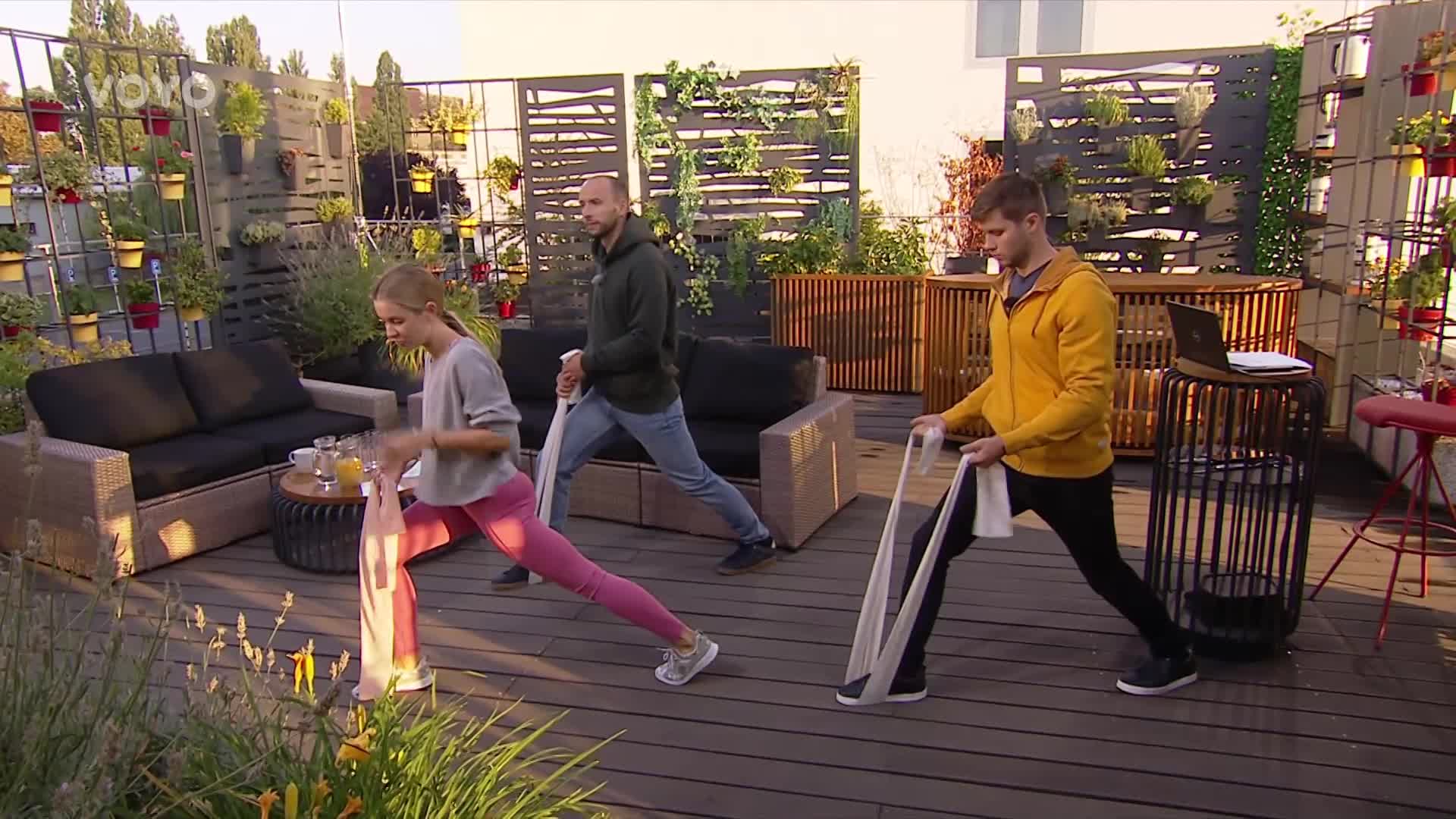 Cvičení se Snídaní: Jak prostřednictvím odporové gumy posílit paže?