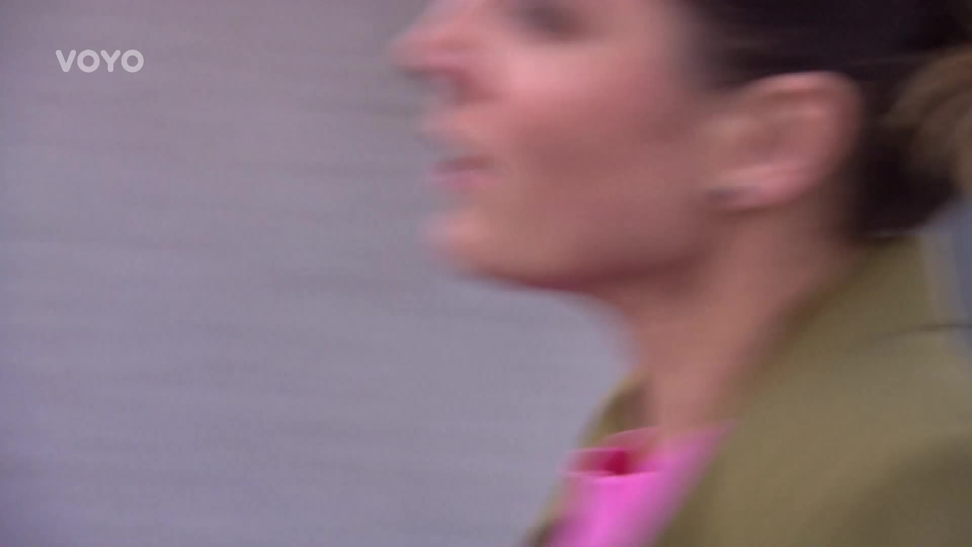 Karla dorazí za Jakubem na střechu. Stihne ho zachránit?