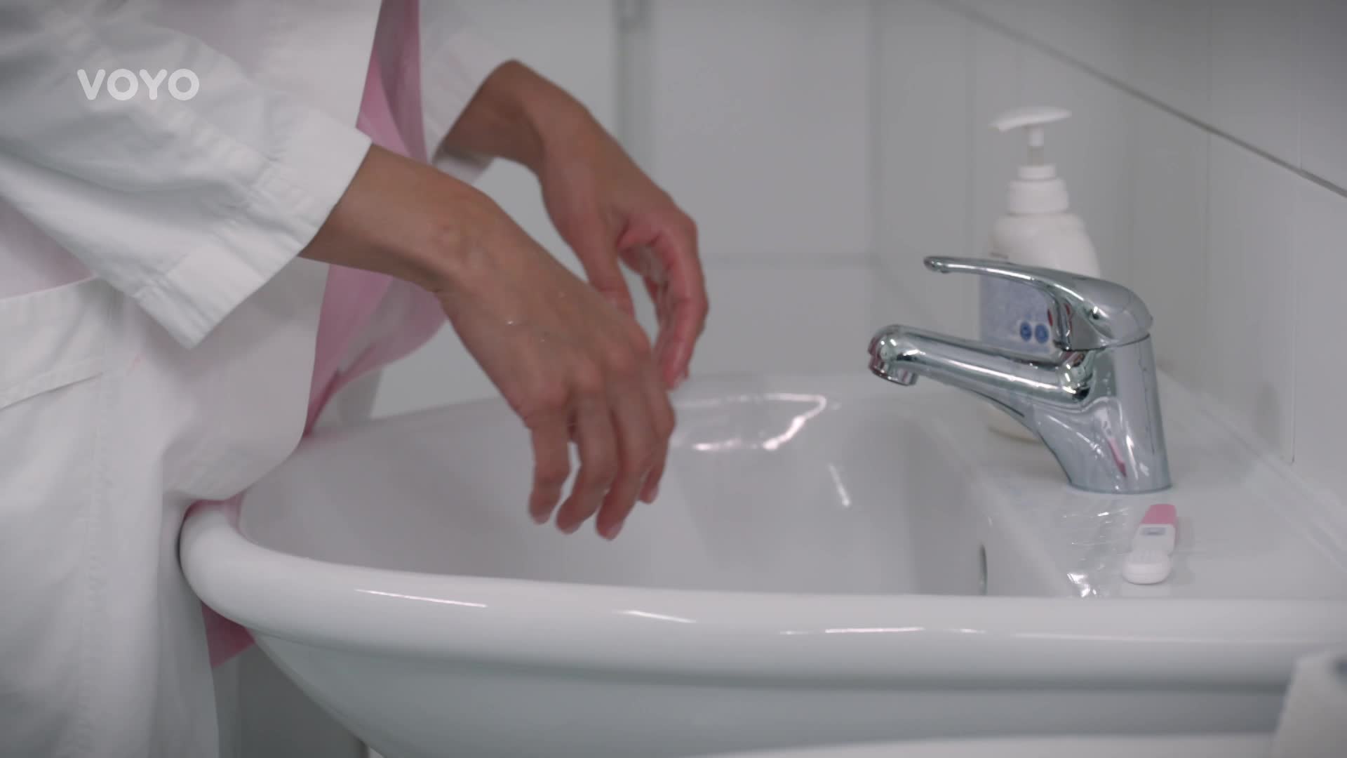 Dvě čárky štěstí! Jak oznámí Táňa Leošovi, že je těhotná?