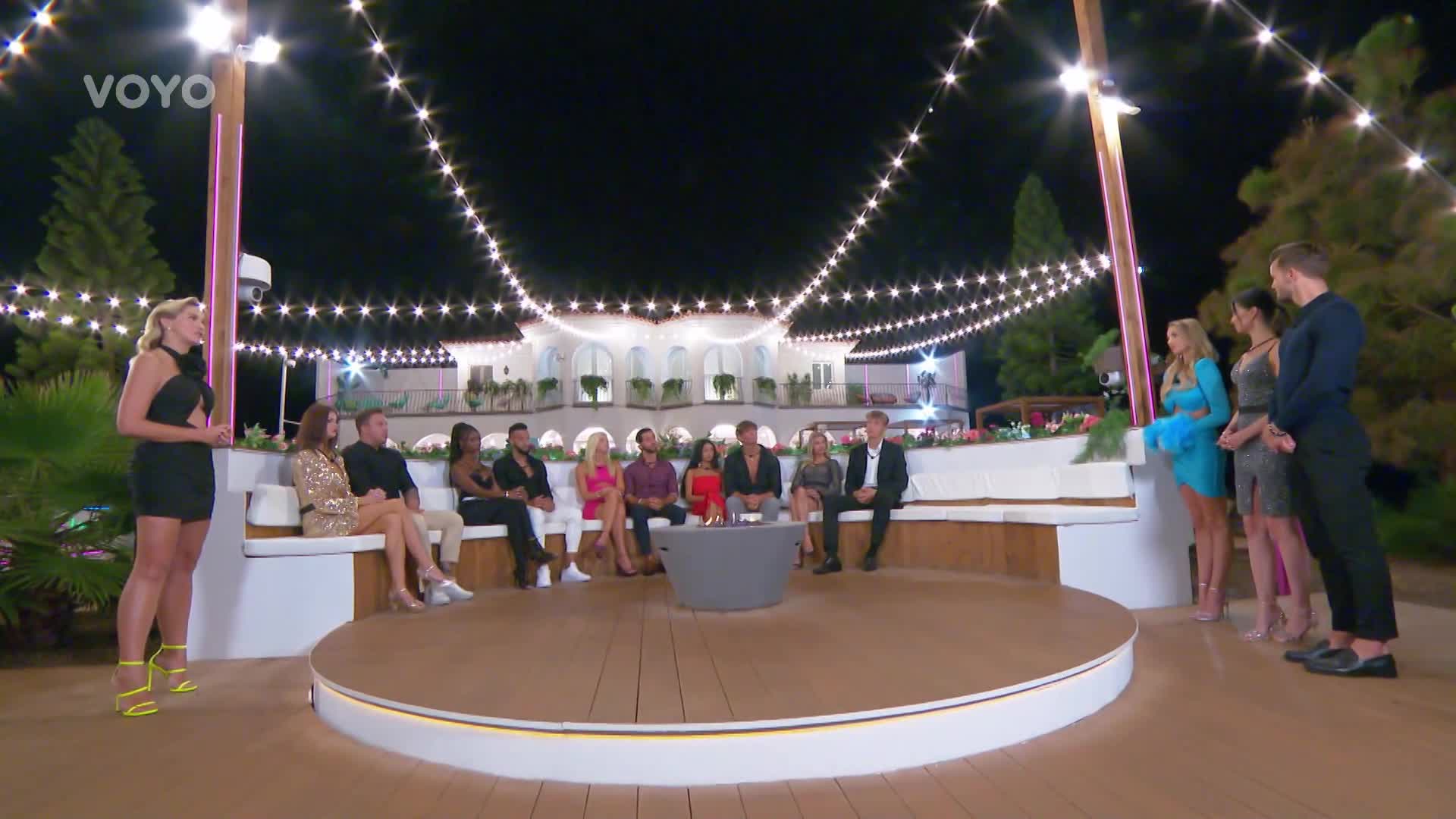 Jednou něžná, podruhé sexy: V těchto outfitech rozzářila Zorka Hejdová Love Island