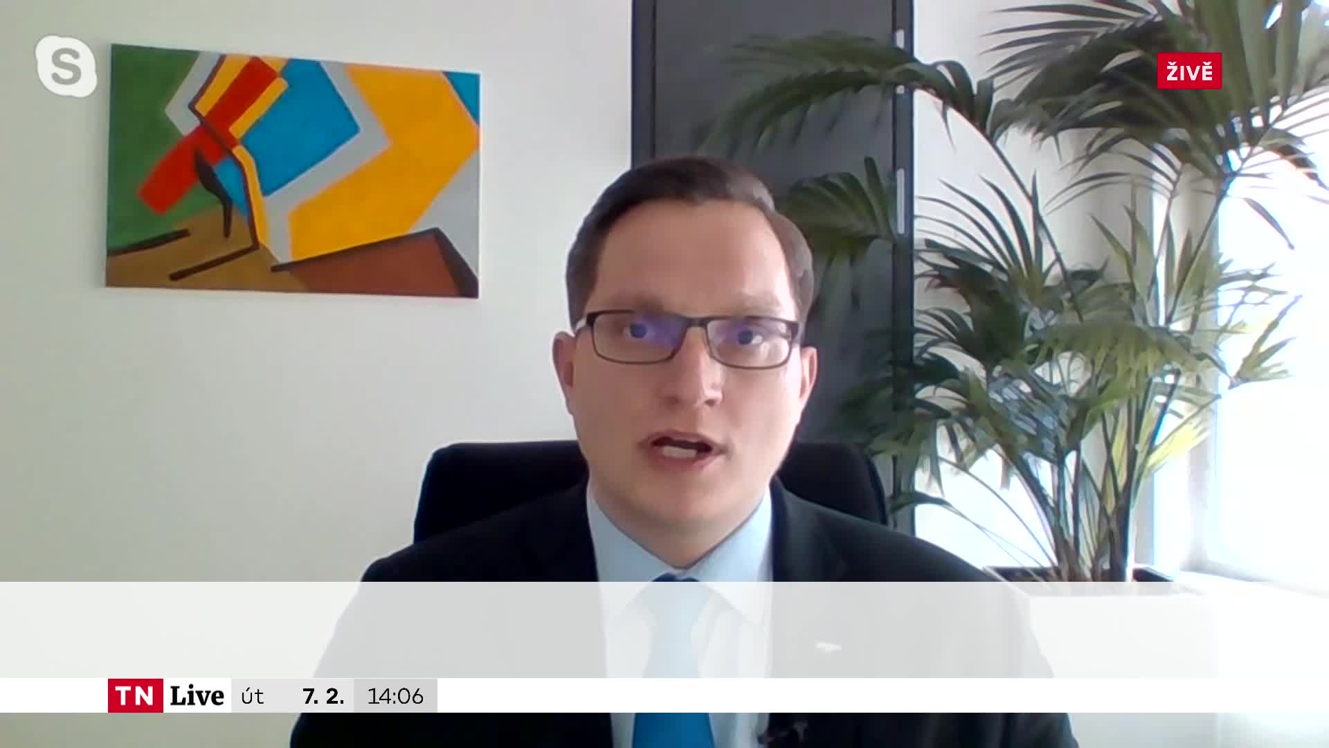 Křeček: Je zřejmé, že lidé začali šetřit. Inflace snížila reálné příjmy