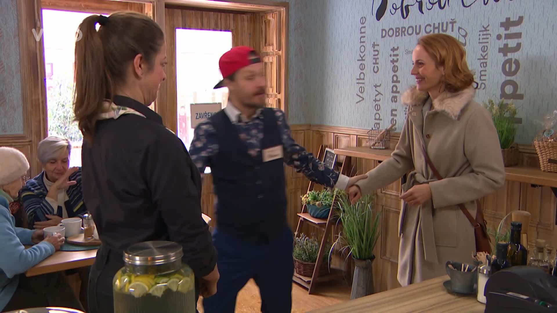 Vendula si postěžuje Áje: Z čeho podezřívá Pavla?