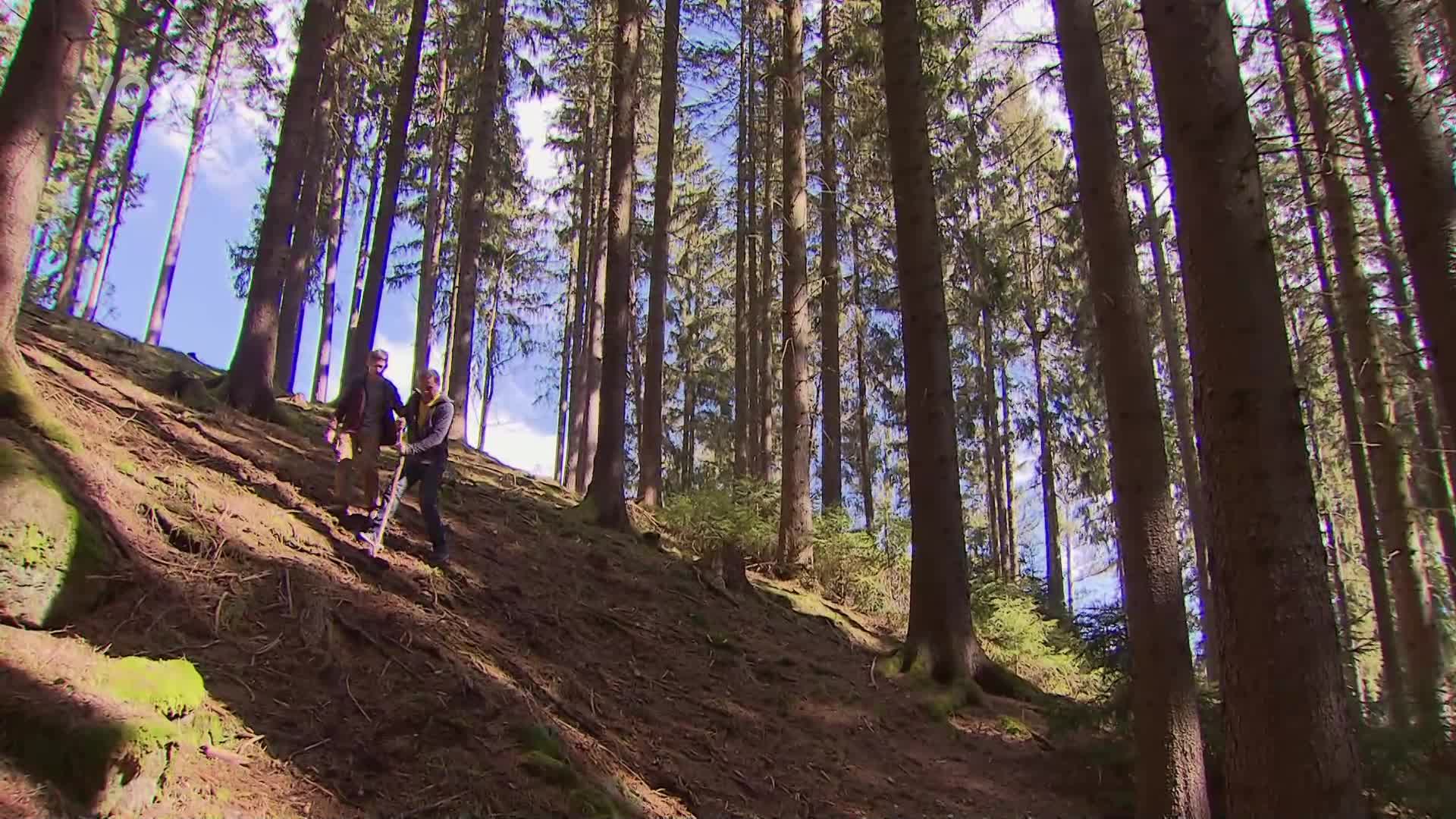 Šimon se bojí o Hynka. Co kvůli tomu udělá za jeho zády?