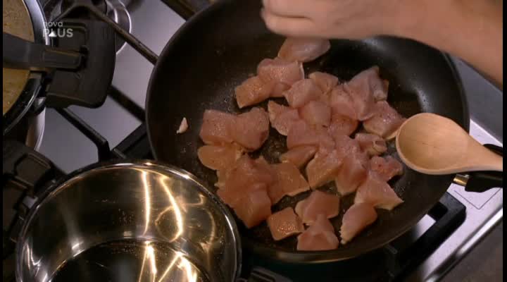 Tescoma s chutí: Kuřecí frikasé a penne