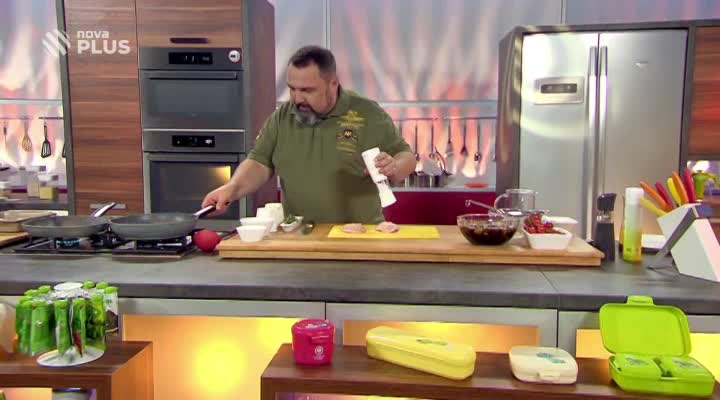 Tescoma s chutí: Kachní prsa s hříbkovým ragů a jemným knedlíkem