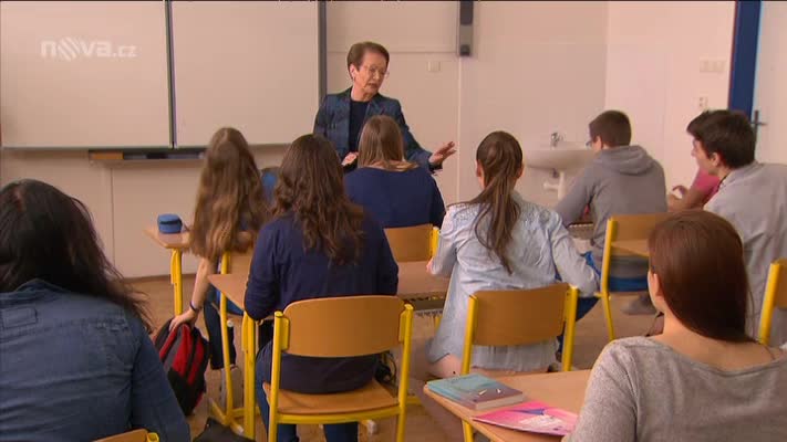 V předpremiéře Ulice: Tohle Miriam nečeká! Jak třída zareaguje na její odchod do penze?