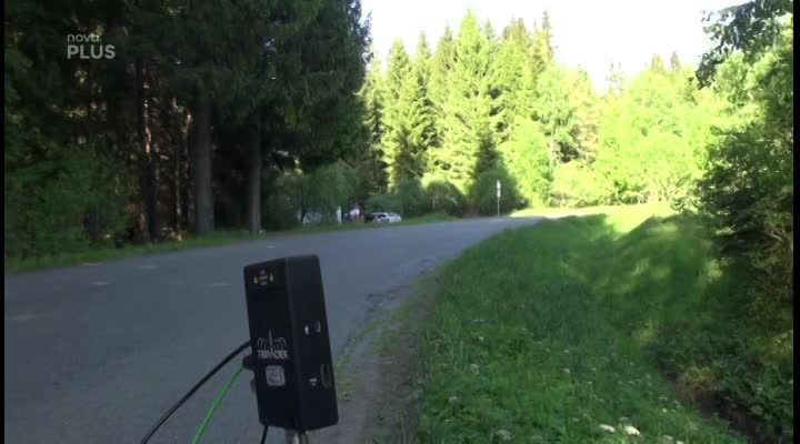 KASKADÉRSKÉ KOUSKY NA MODRAVĚ: To muselo bolet! Jak se točí drsné záběry autonehody?