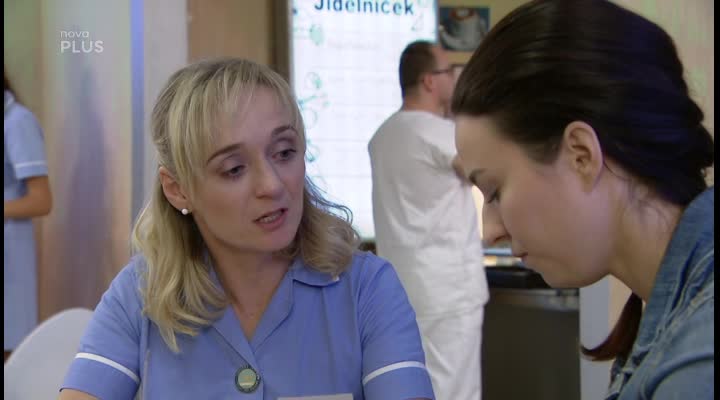 Ukázka z Ordinace: Mrcha, nebo taky oběť? Denisa vyrazí Květě dech!