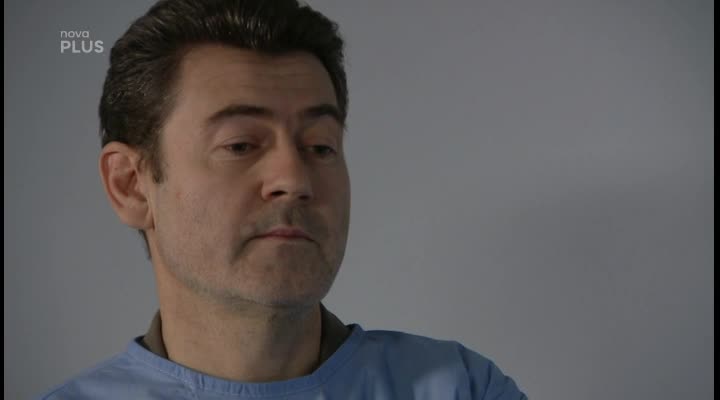 Ukázka z Ordinace: Andrea se probírá po kolapsu a hned prožívá další nepříjemný moment