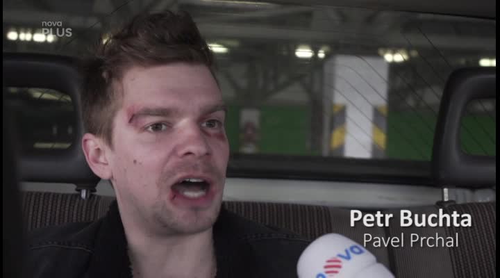 Týral ženu, zabil doktorku. Odpověď Petra Buchty, proč hraje takové parchanty, polechtá bránice