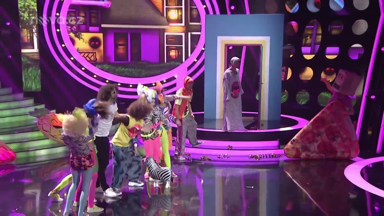 Kateřina Brožová a Jakub Kohák jako LMFAO – Sorry for Party Rockin´