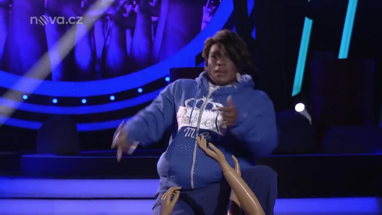 Marek Lambora jako Missy Elliot – Lose Control