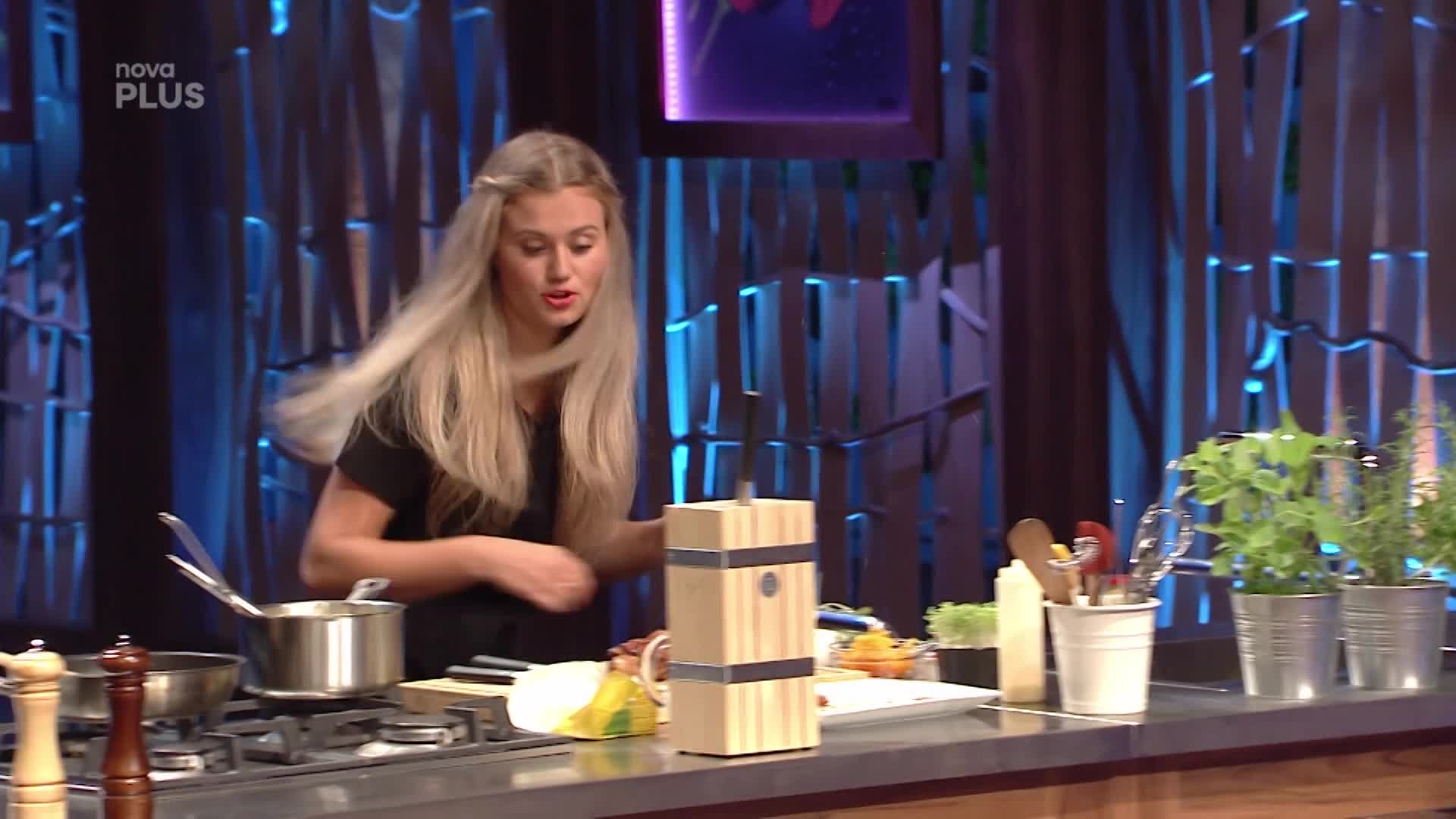 Jak postoupit v MasterChefovi? Lucie na porotu nasadí ženské zbraně!