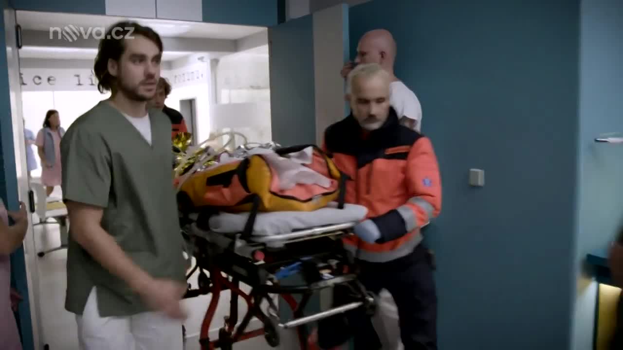 Hádka na urgentním příjmu: Patrik se s otcem nesnese ani když jde o život pacienta!